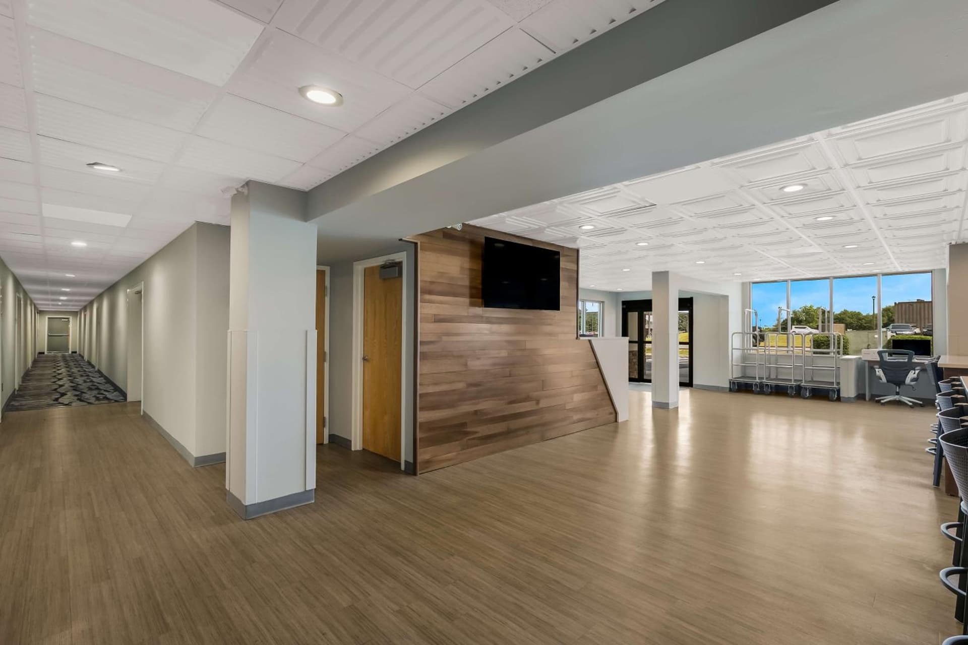 SureStay Plus Hotel by Best Western Sevierville property views in Sevierville, TN — gallery photo 3