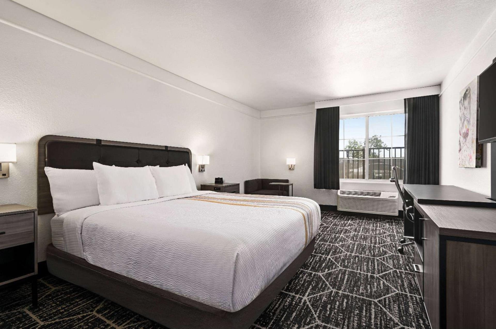 La Quinta by Wyndham Hesperia Victorville gallery photo in Hesperia, CA — image 6