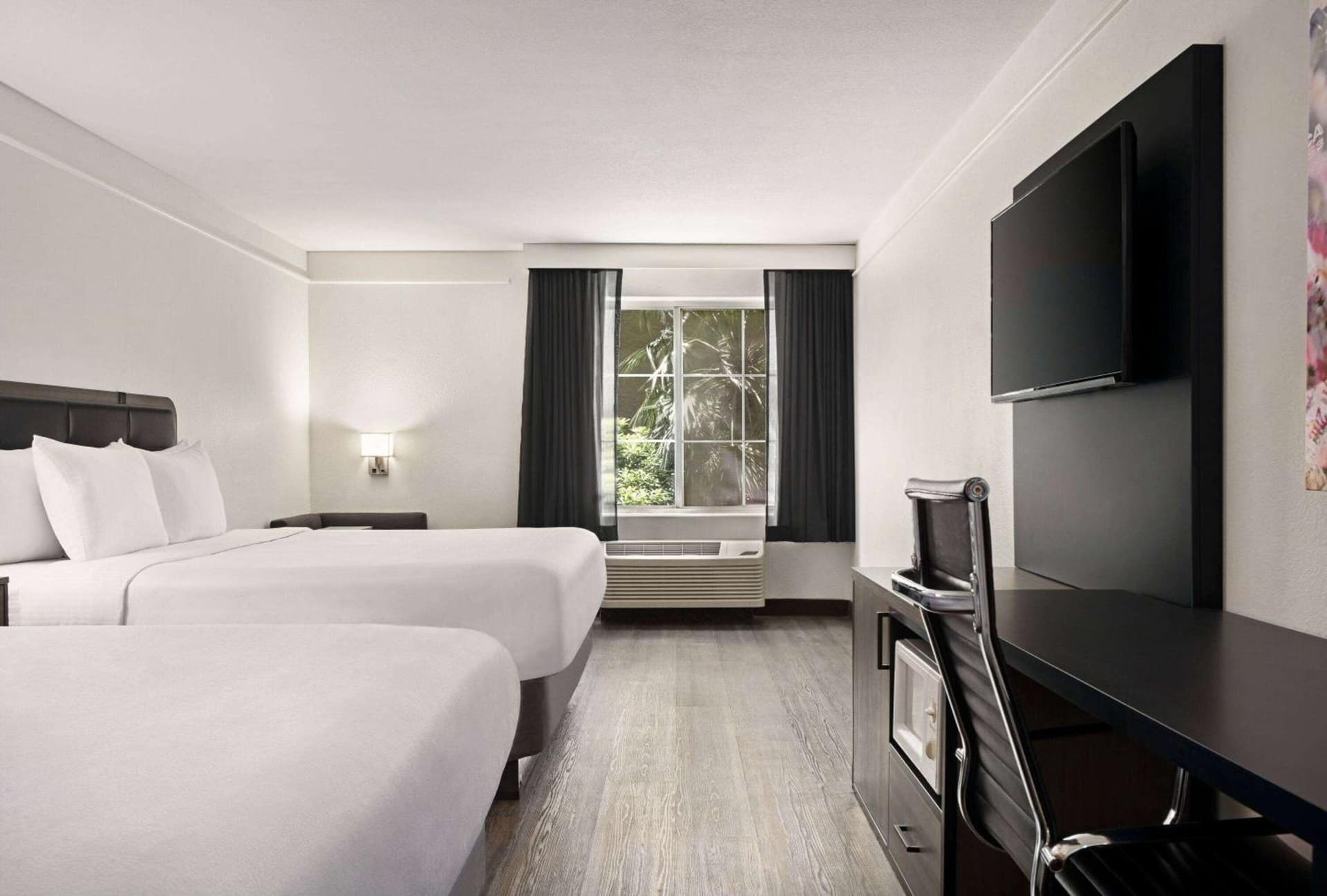 La Quinta by Wyndham Hesperia Victorville gallery photo in Hesperia, CA — image 52