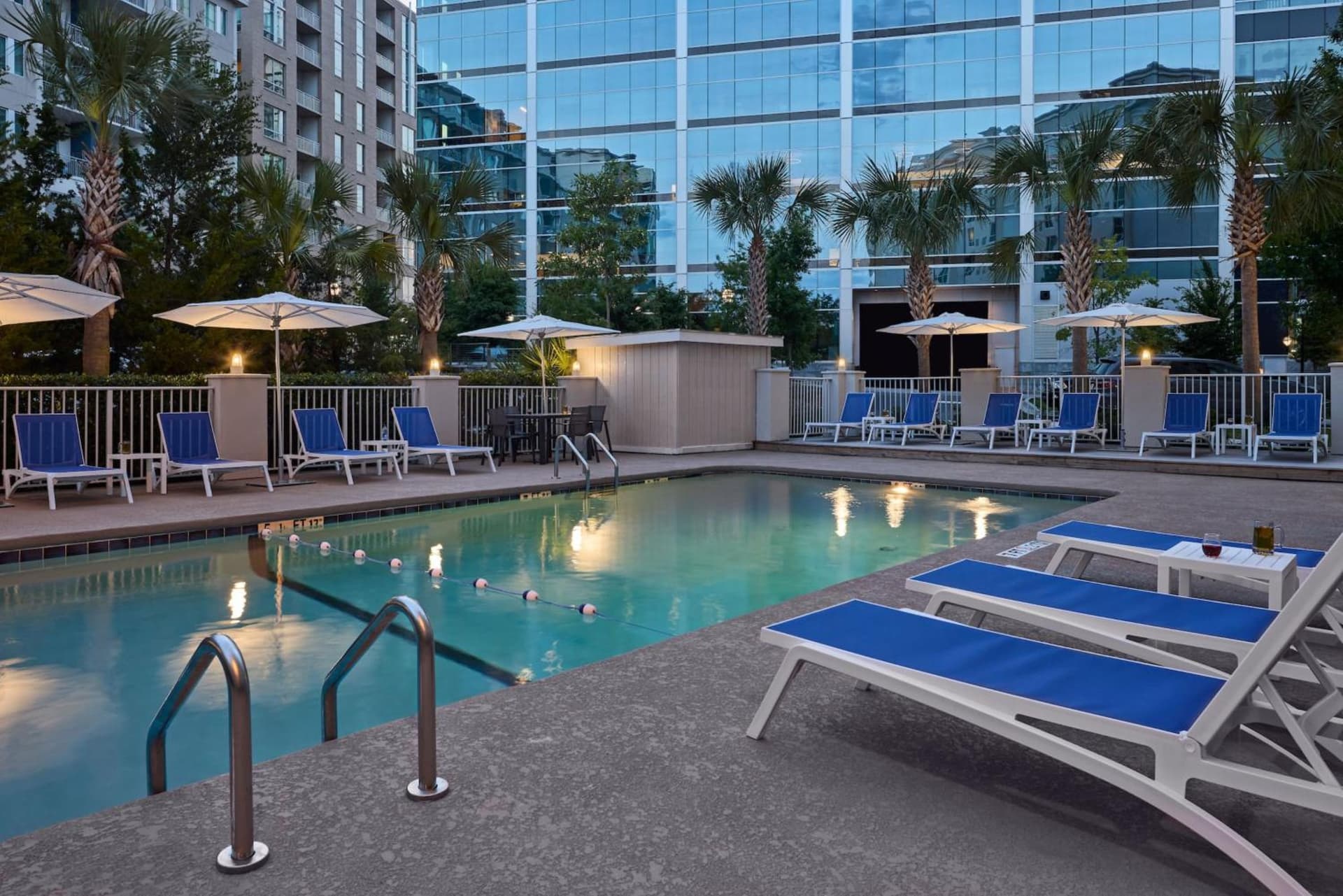 Holiday Inn Express & Suites Charleston DWTN - Medical CTR by IHG gallery photo in Charleston, SC — image 23