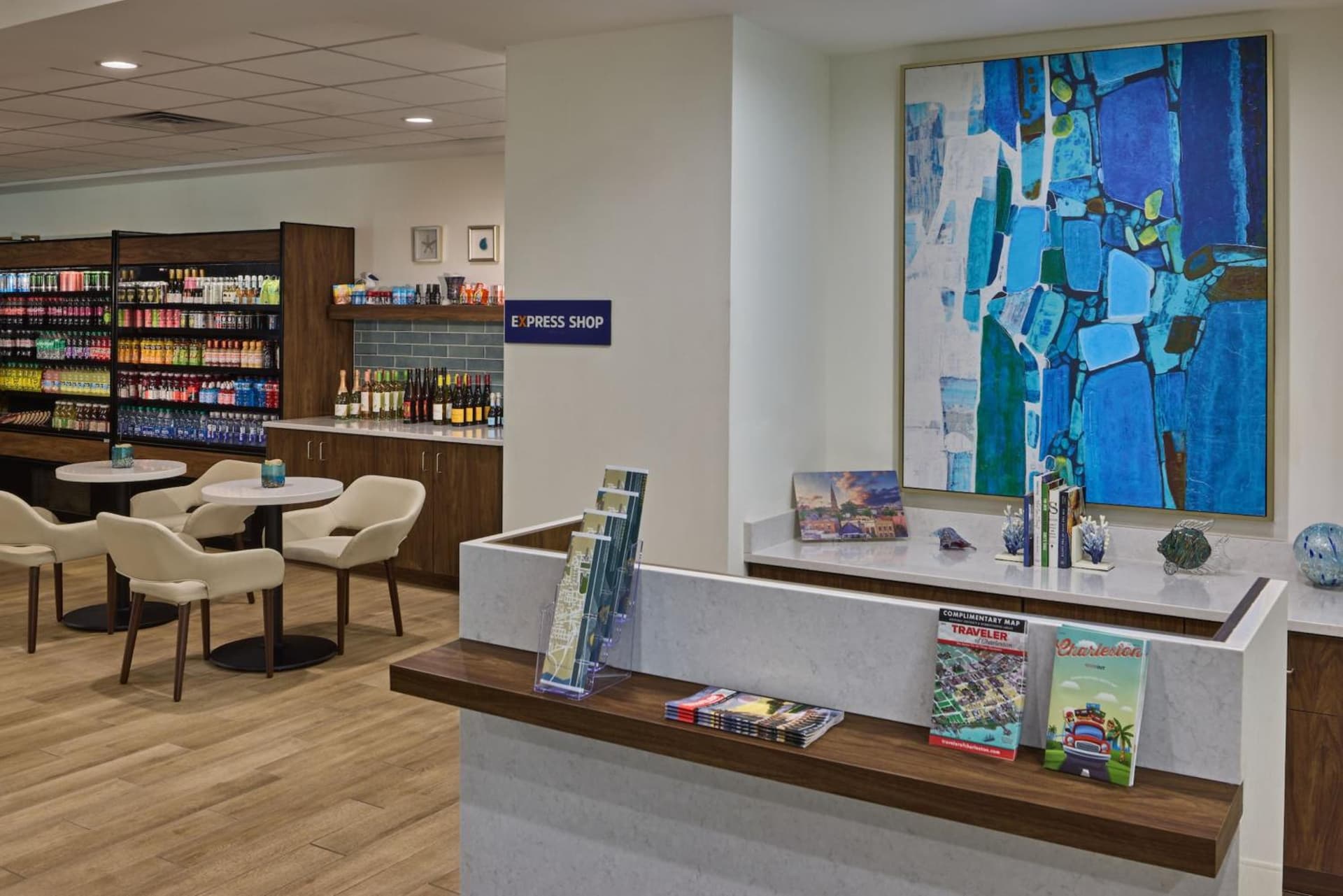 Holiday Inn Express & Suites Charleston DWTN - Medical CTR by IHG interior in Charleston, SC — gallery photo 2