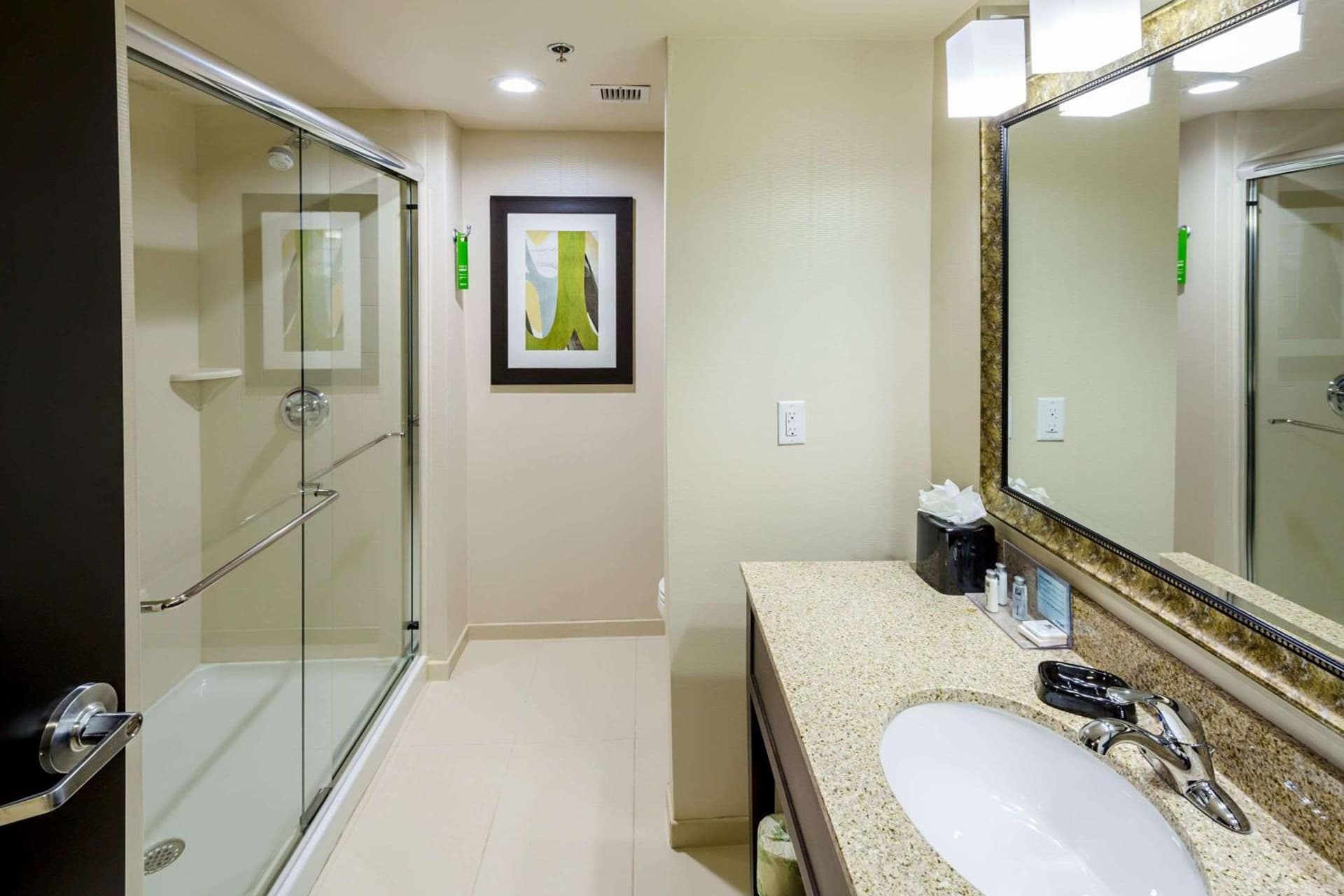 Hampton Inn Augusta Fort Eisenhower interior in Augusta, GA — gallery photo 2
