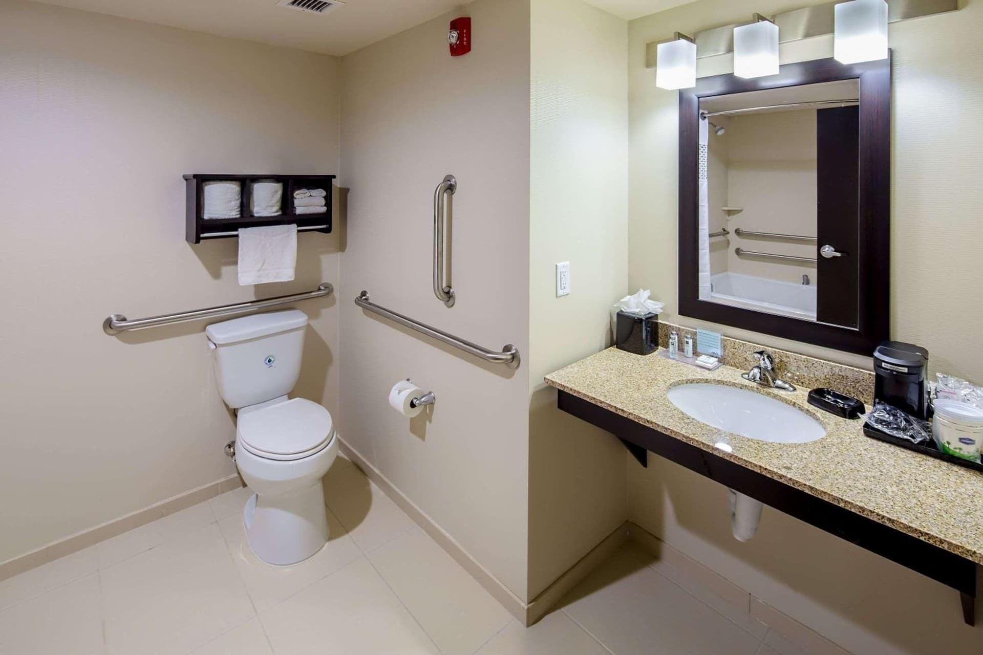 Hampton Inn Augusta Fort Eisenhower gallery photo in Augusta, GA — image 4