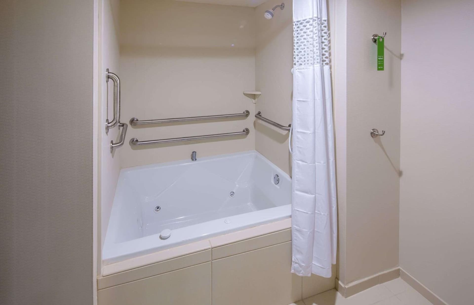 Hampton Inn Augusta Fort Eisenhower gallery photo in Augusta, GA — image 22