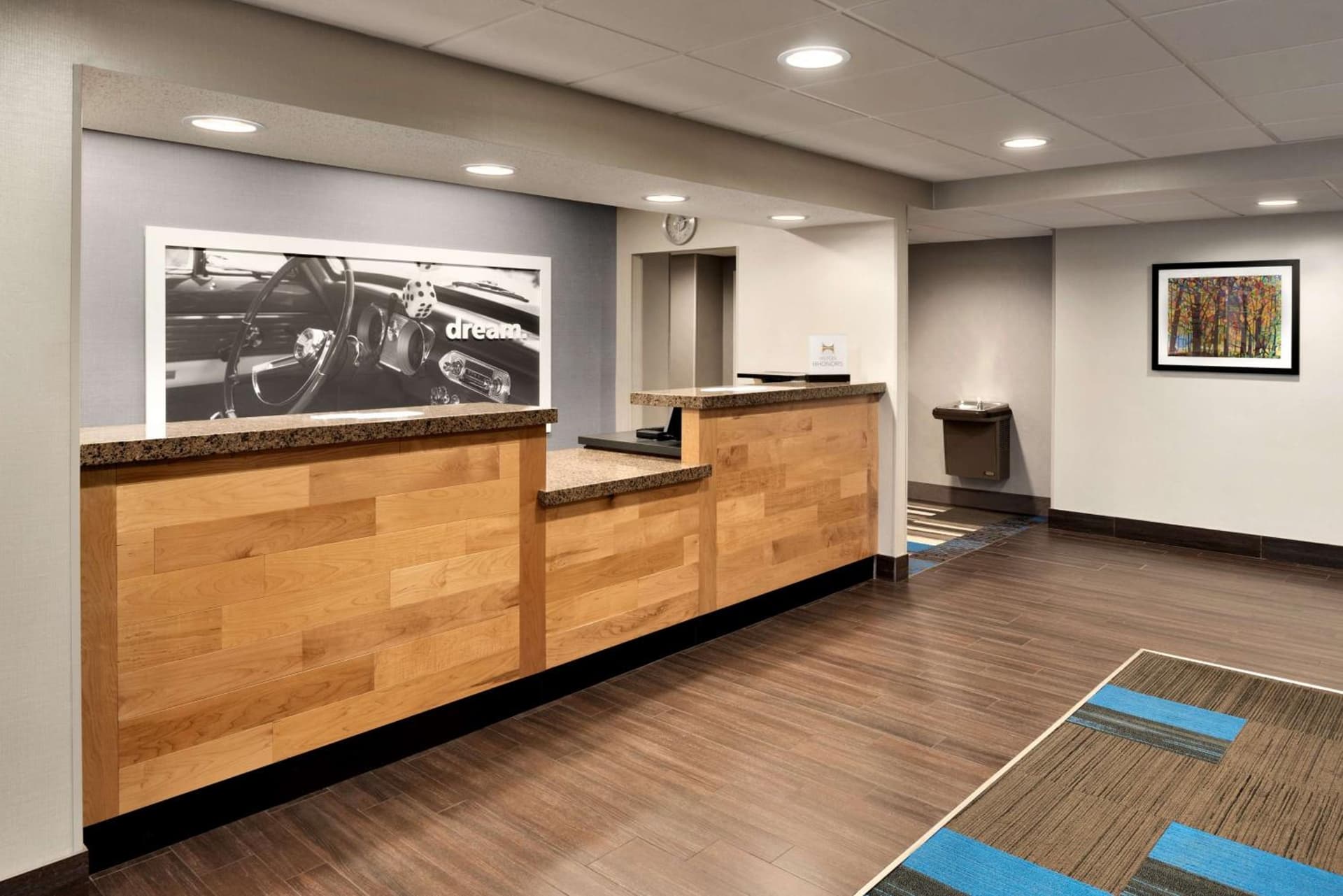Hampton Inn Appleton-Fox River Mall Area gallery photo in Appleton, WI — image 24