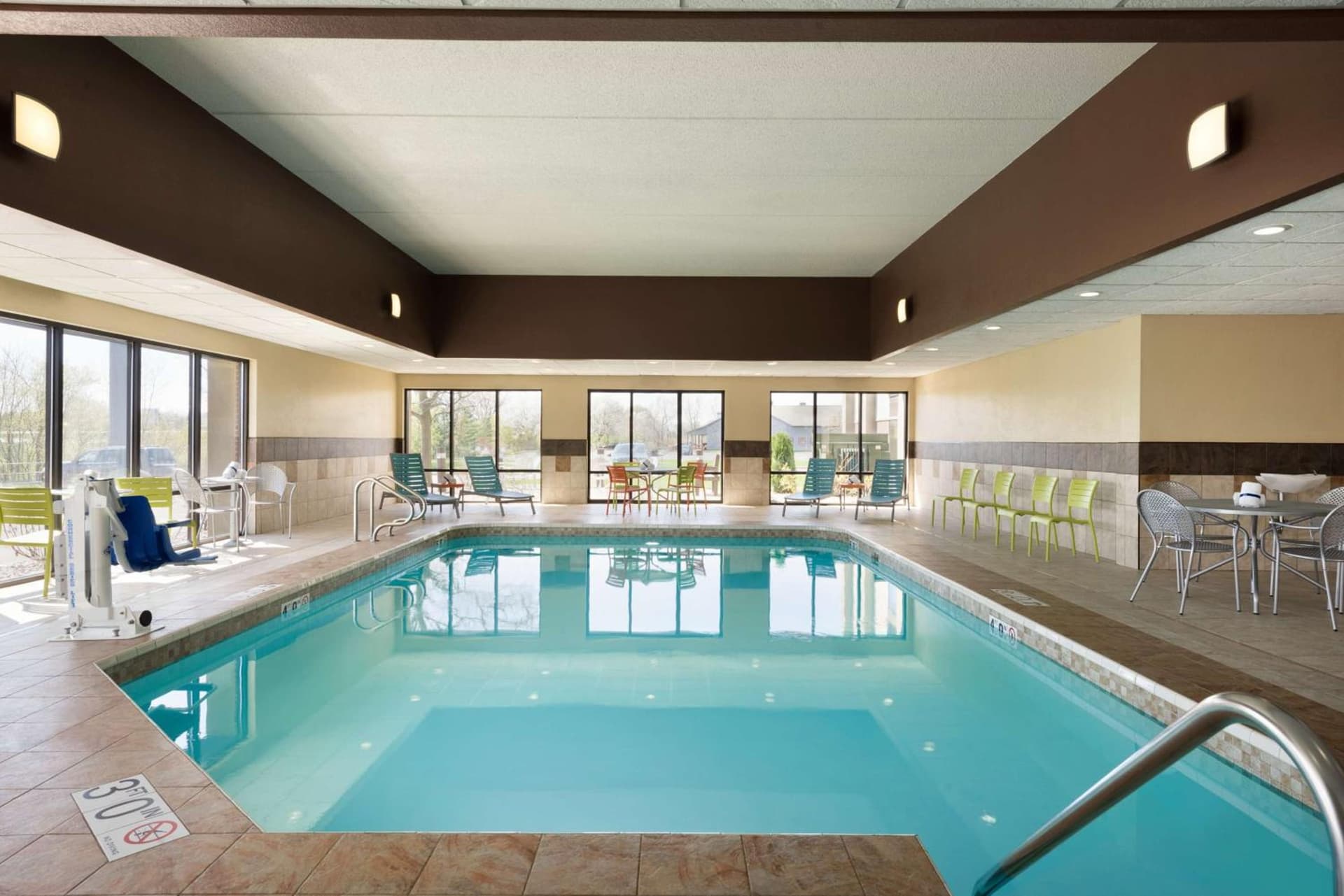 Hampton Inn Appleton-Fox River Mall Area gallery photo in Appleton, WI — image 16