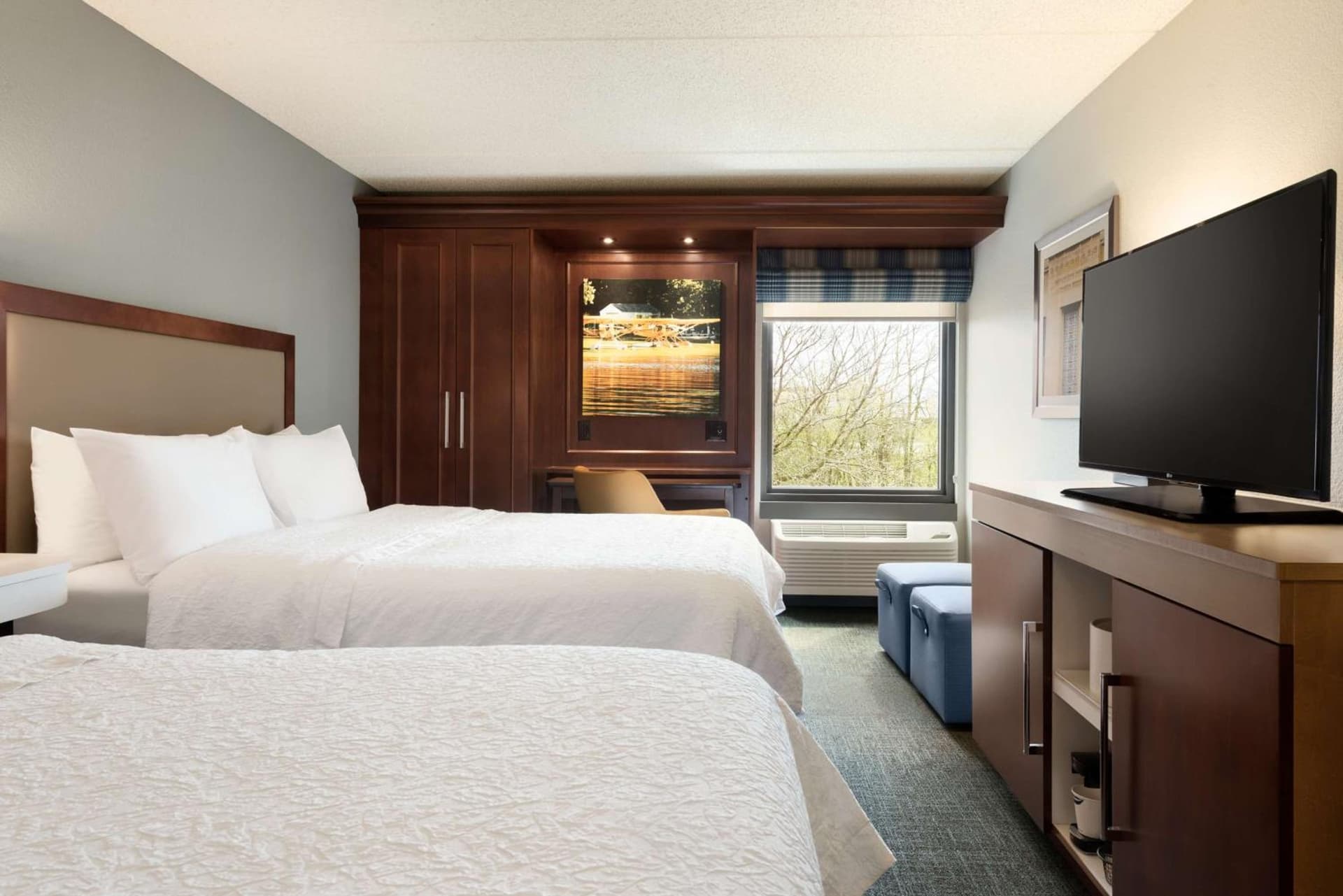 Hampton Inn Appleton-Fox River Mall Area gallery photo in Appleton, WI — image 12