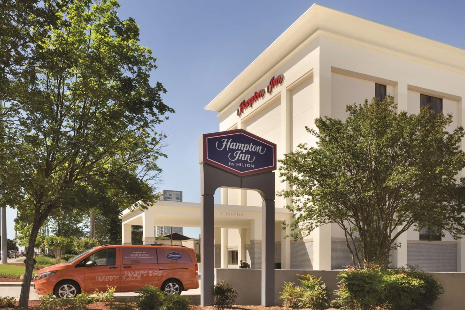 Hampton Inn Atlanta-Buckhead property views in Atlanta, GA — gallery photo 3