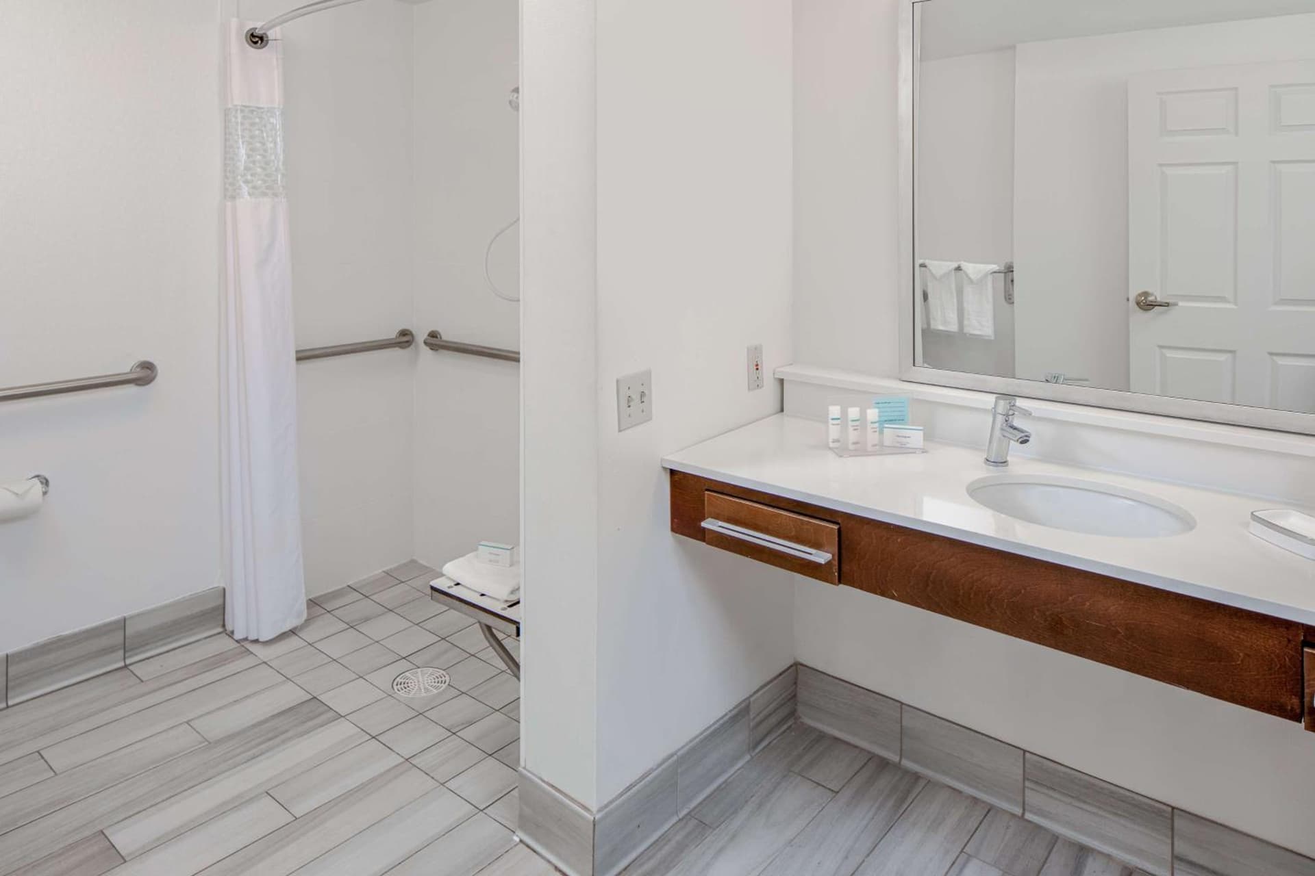 Hampton Inn & Suites Atlanta/Duluth/Gwinnett gallery photo in Duluth, GA — image 29