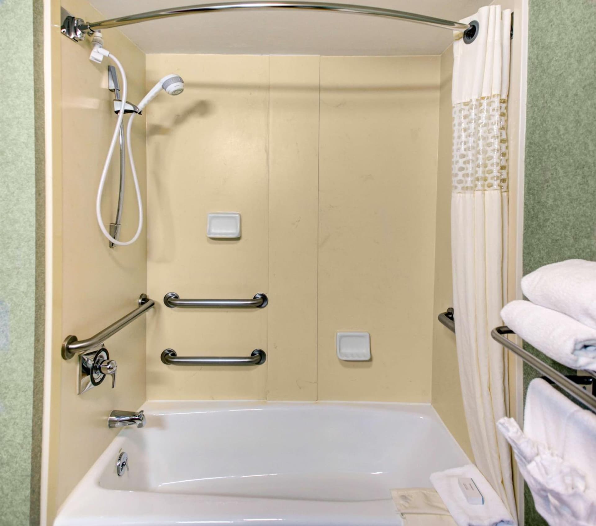 Hampton Inn & Suites Atlanta/Duluth/Gwinnett gallery photo in Duluth, GA — image 9