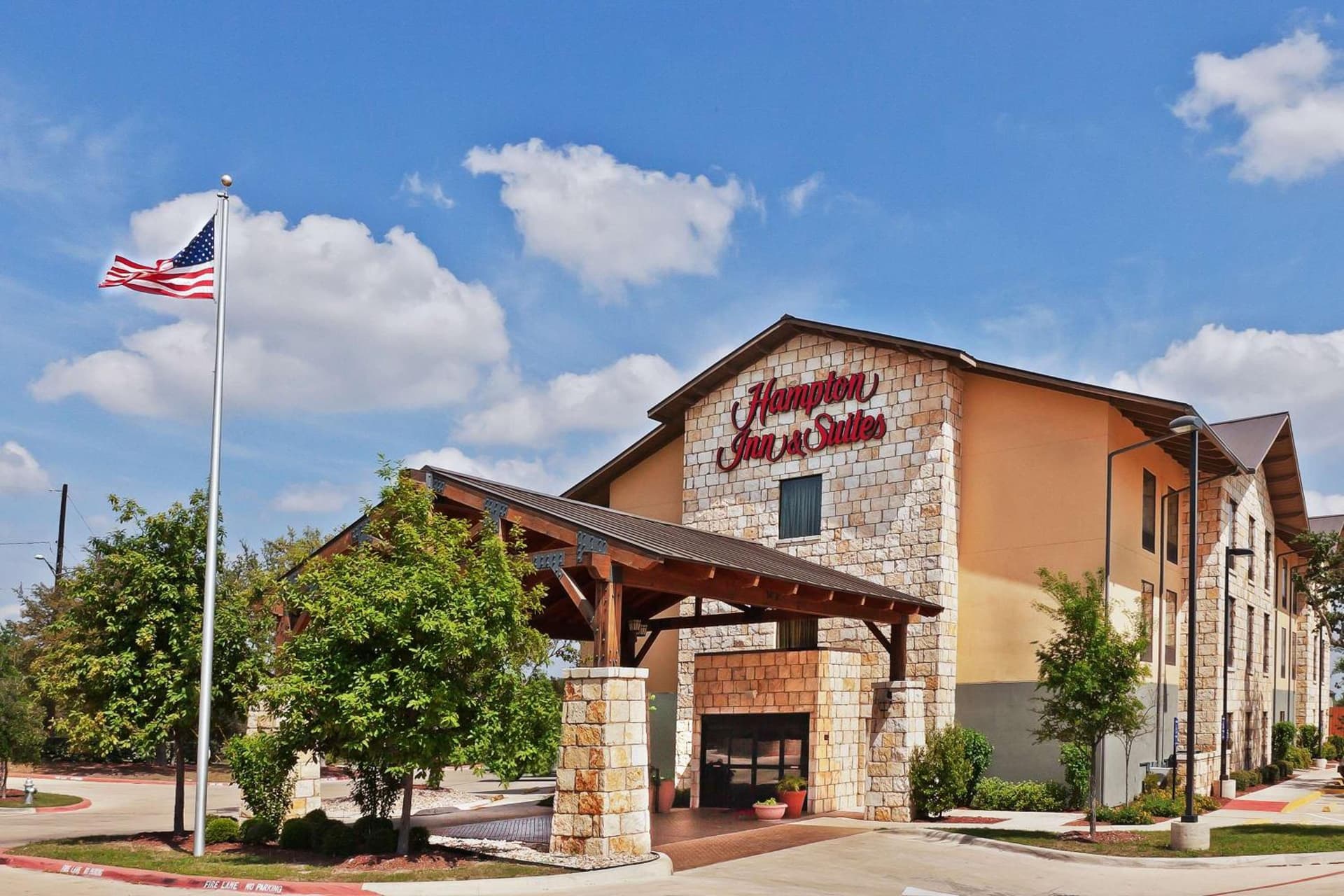 Hampton Inn and Suites Austin - Lakeway featured exterior or lobby in Lakeway, TX — similar hotel