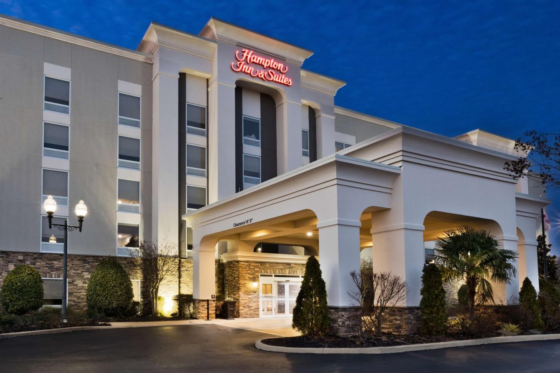 Hampton Inn & Suites Lanett/West Point gallery photo in Lanett, AL — image 13