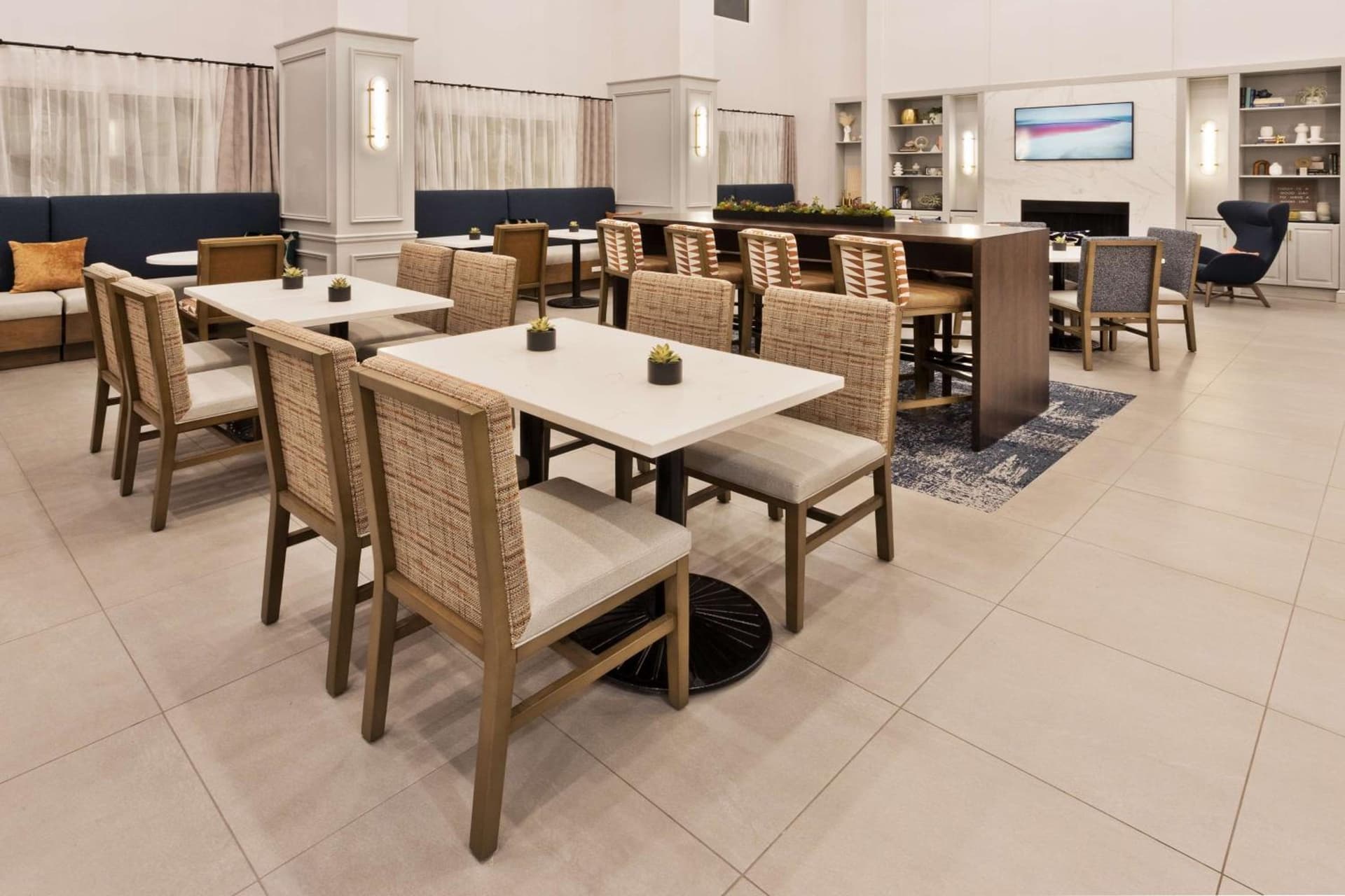 Hampton Inn & Suites Lanett/West Point gallery photo in Lanett, AL — image 31