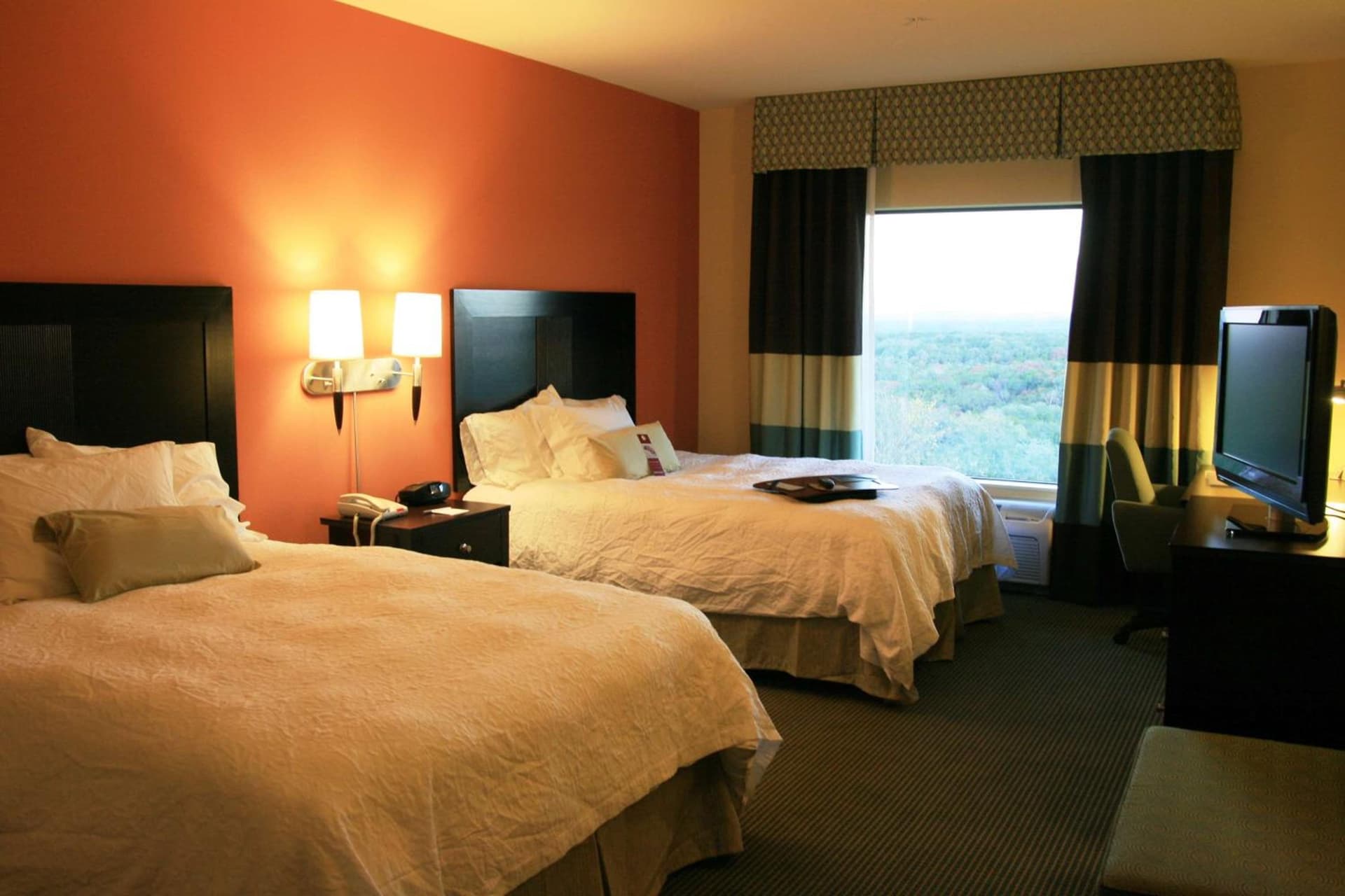Hampton Inn and Suites Austin - Lakeway gallery photo in Lakeway, TX — image 18