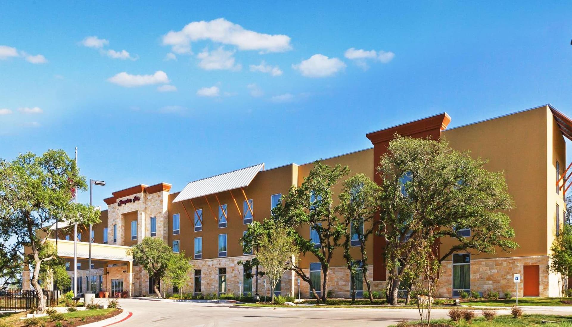 Hampton Inn Austin Oak Hill featured exterior or lobby in Austin, TX — similar hotel