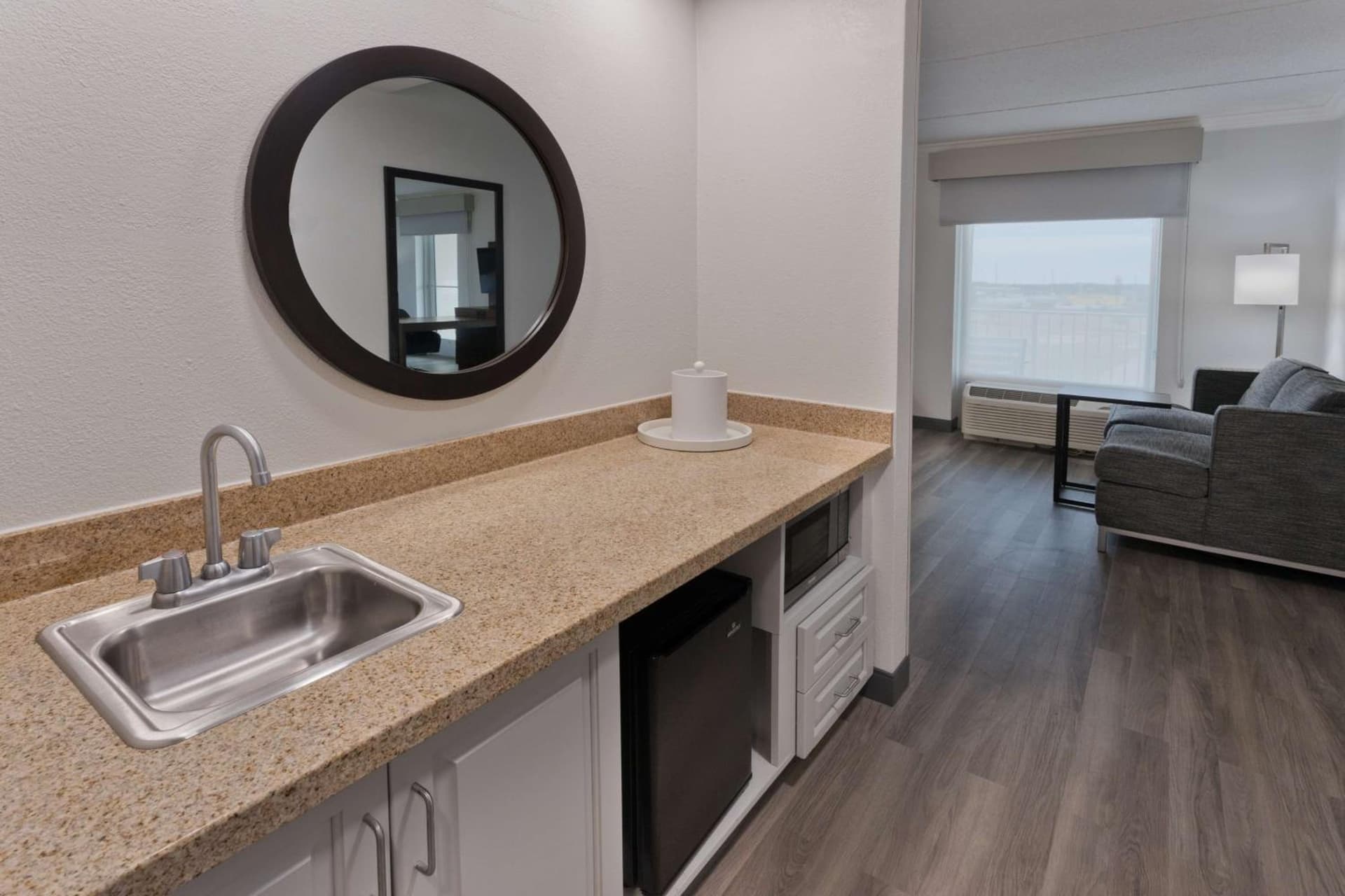 Hampton Inn & Suites Lanett/West Point gallery photo in Lanett, AL — image 44
