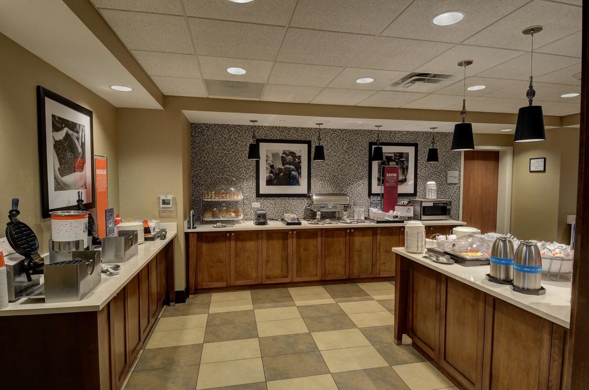 Hampton Inn & Suites Baltimore/Woodlawn property views in Baltimore, MD — gallery photo 3