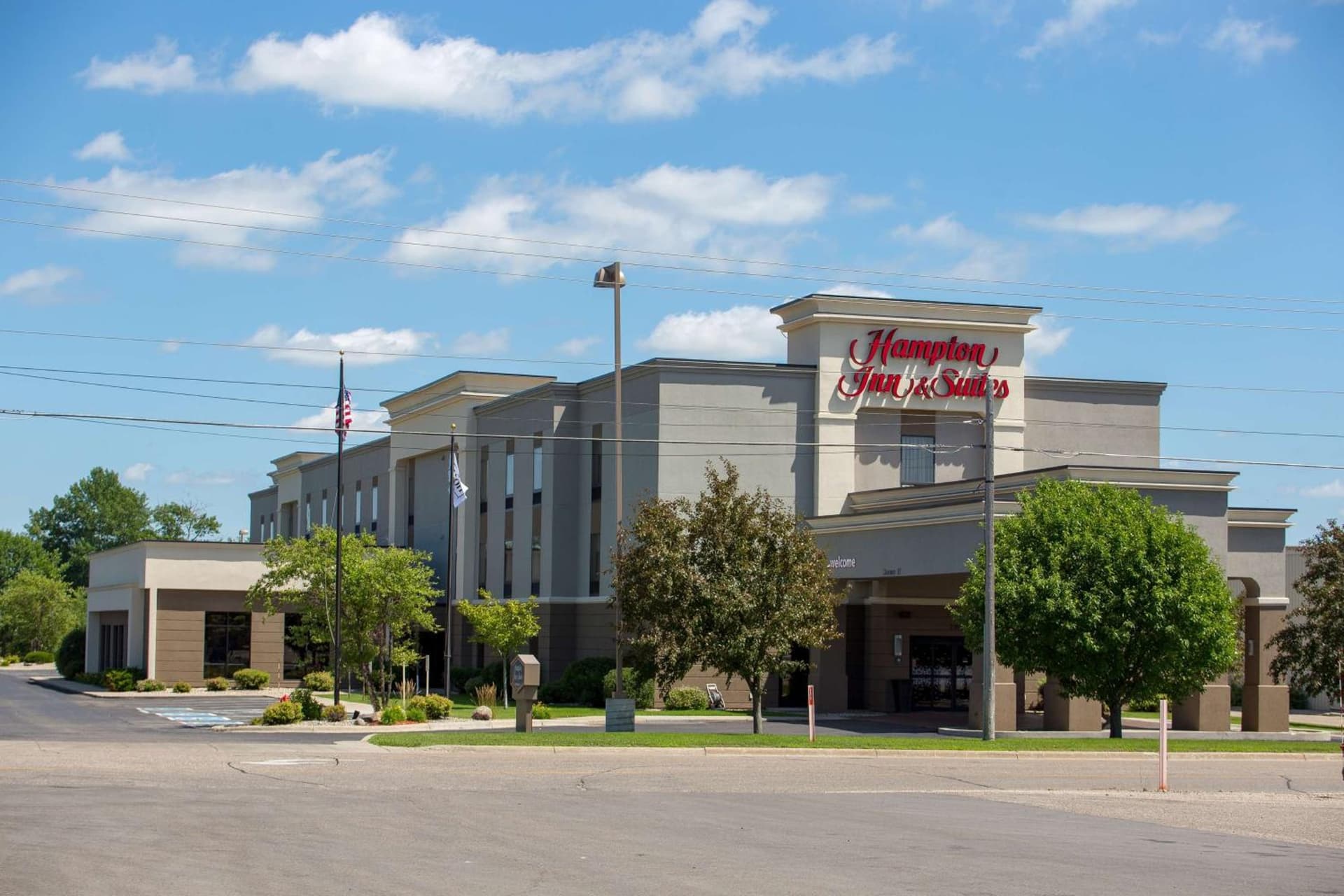 Hampton Inn and Suites Alexandria featured exterior or lobby in Alexandria, MN — similar hotel