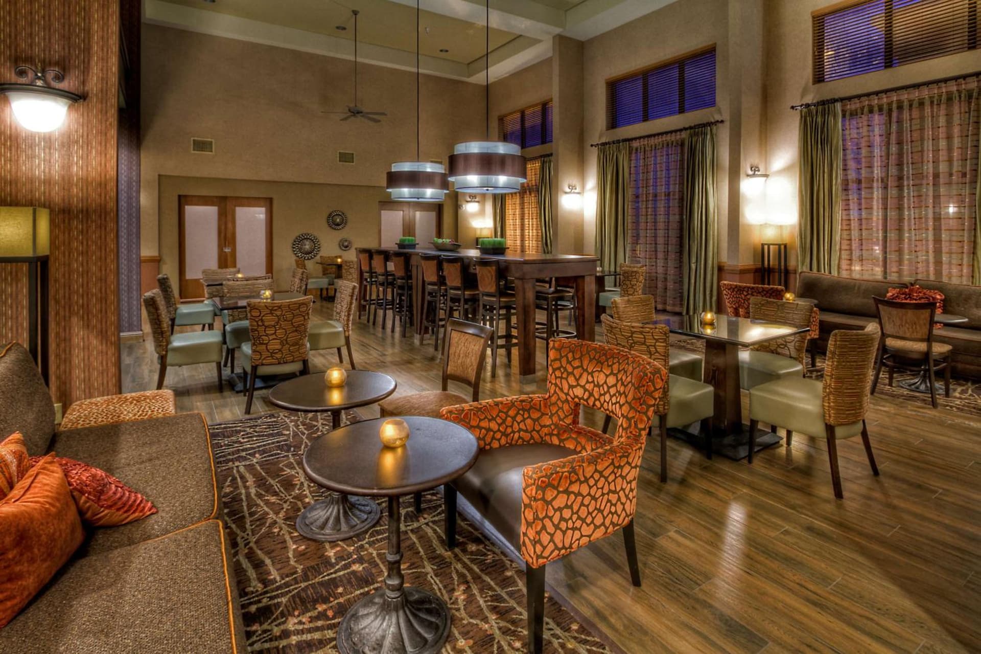 Hampton Inn & Suites Kalamazoo-Oshtemo property views in Oshtemo — gallery photo 3