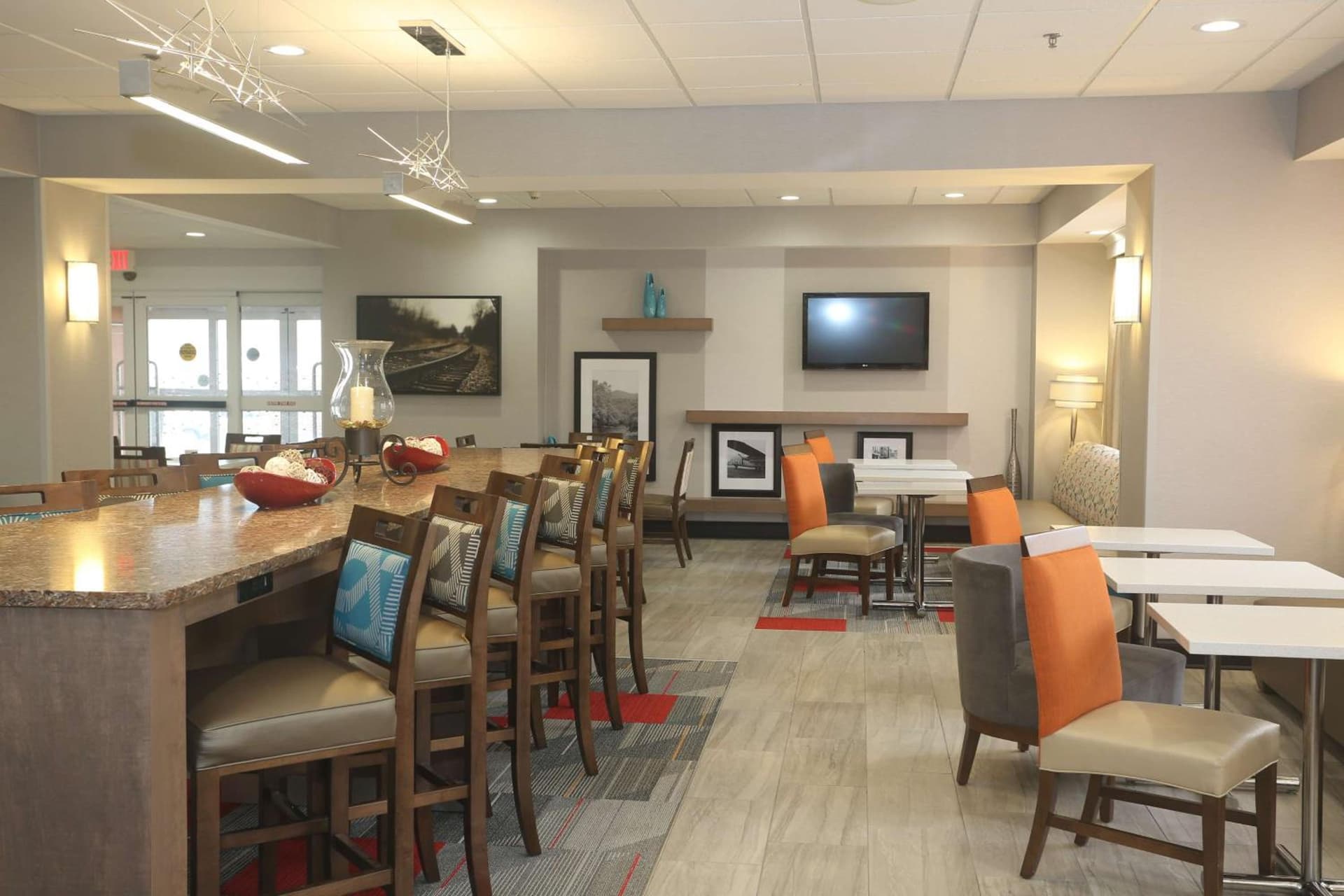 Hampton Inn Owego gallery photo in Owego — image 21