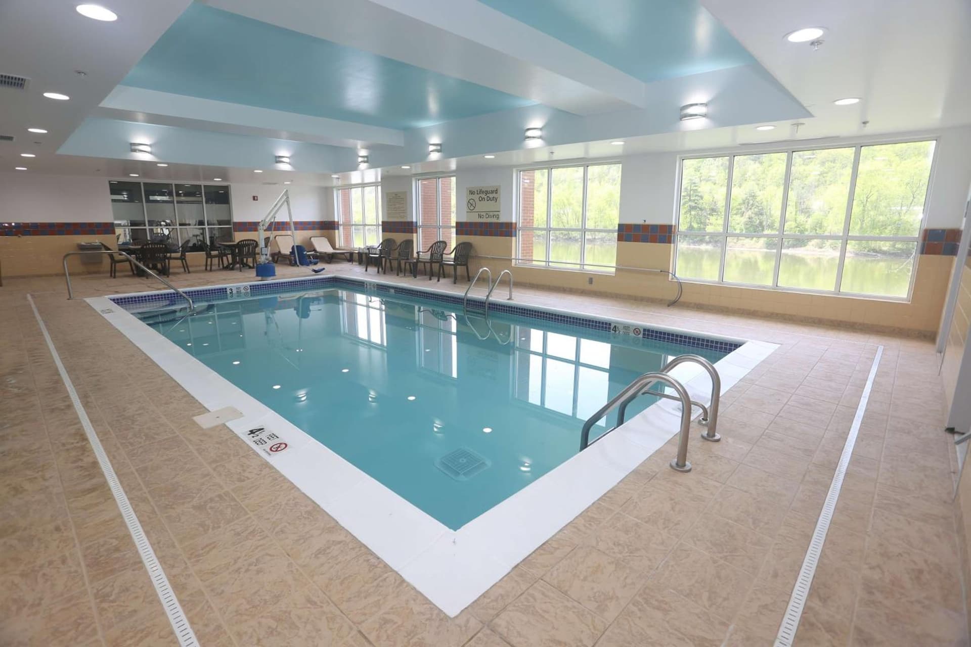 Hampton Inn Owego gallery photo in Owego — image 5