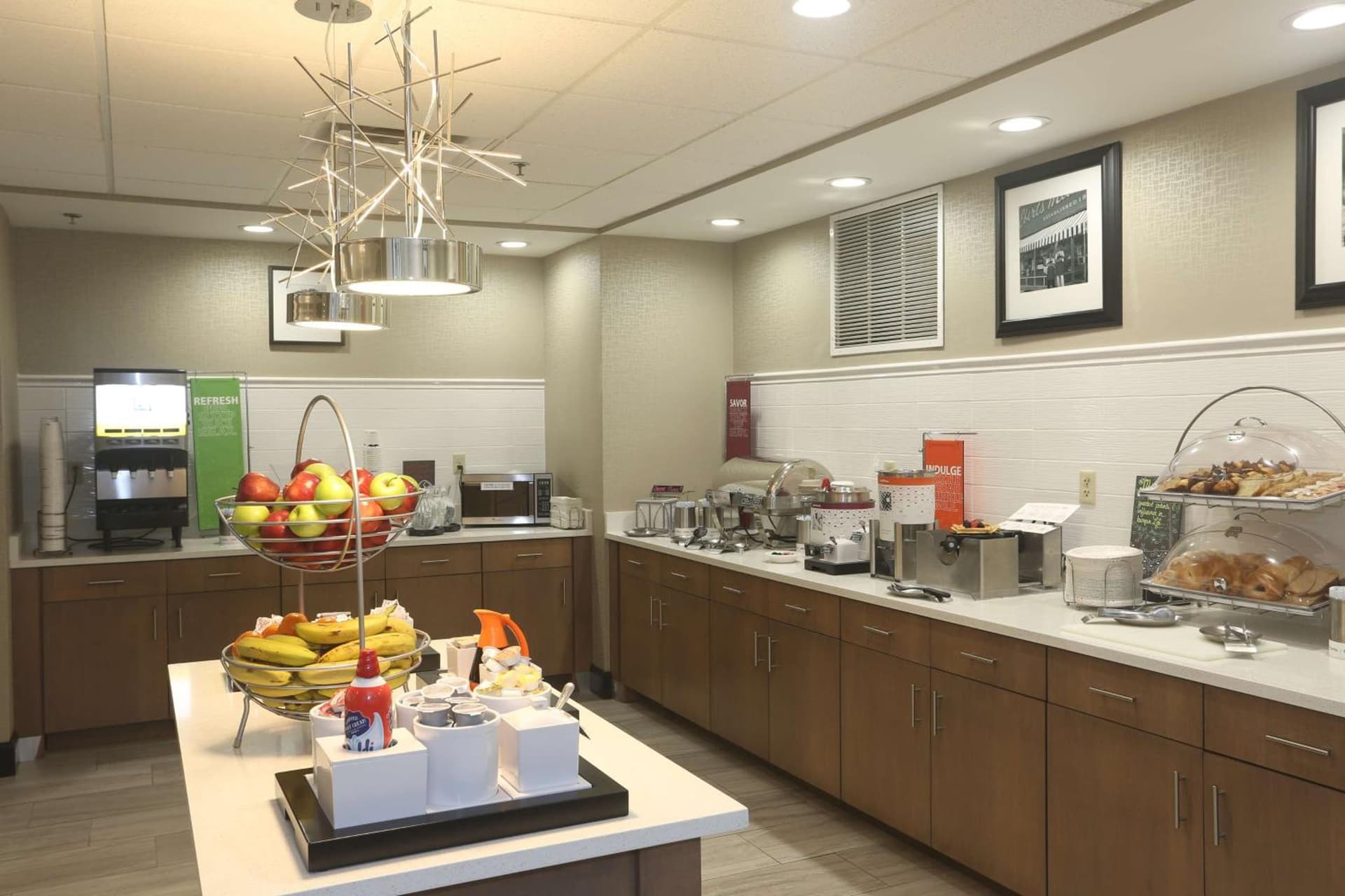 Hampton Inn Owego gallery photo in Owego — image 29