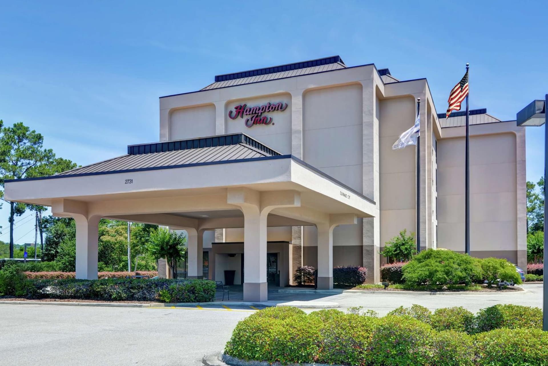 Hampton Inn Birmingham/Mountain Brook featured exterior or lobby in Birmingham, AL — similar hotel