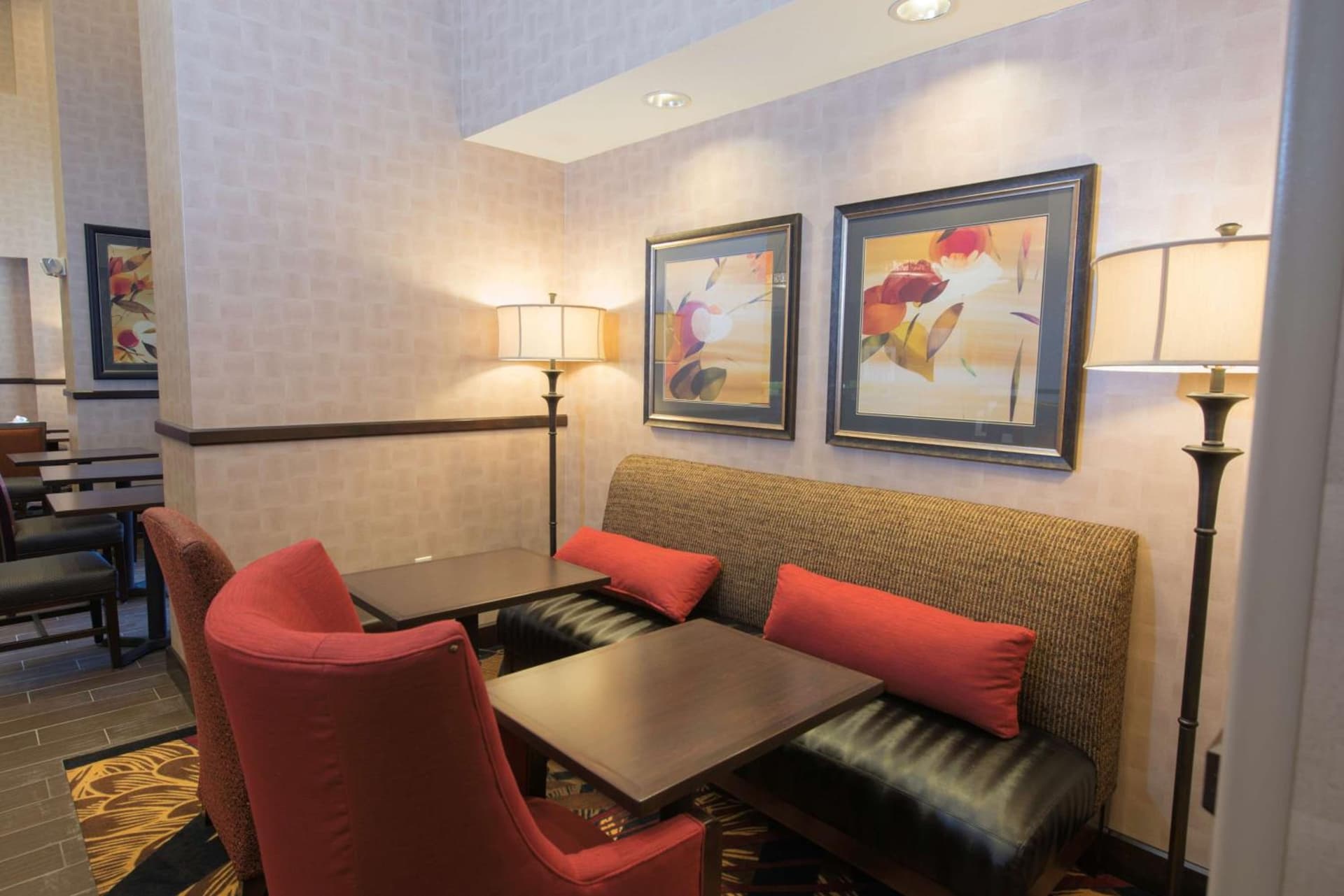 Hampton Inn & Suites Bismarck Northwest gallery photo in Bismarck, ND — image 21