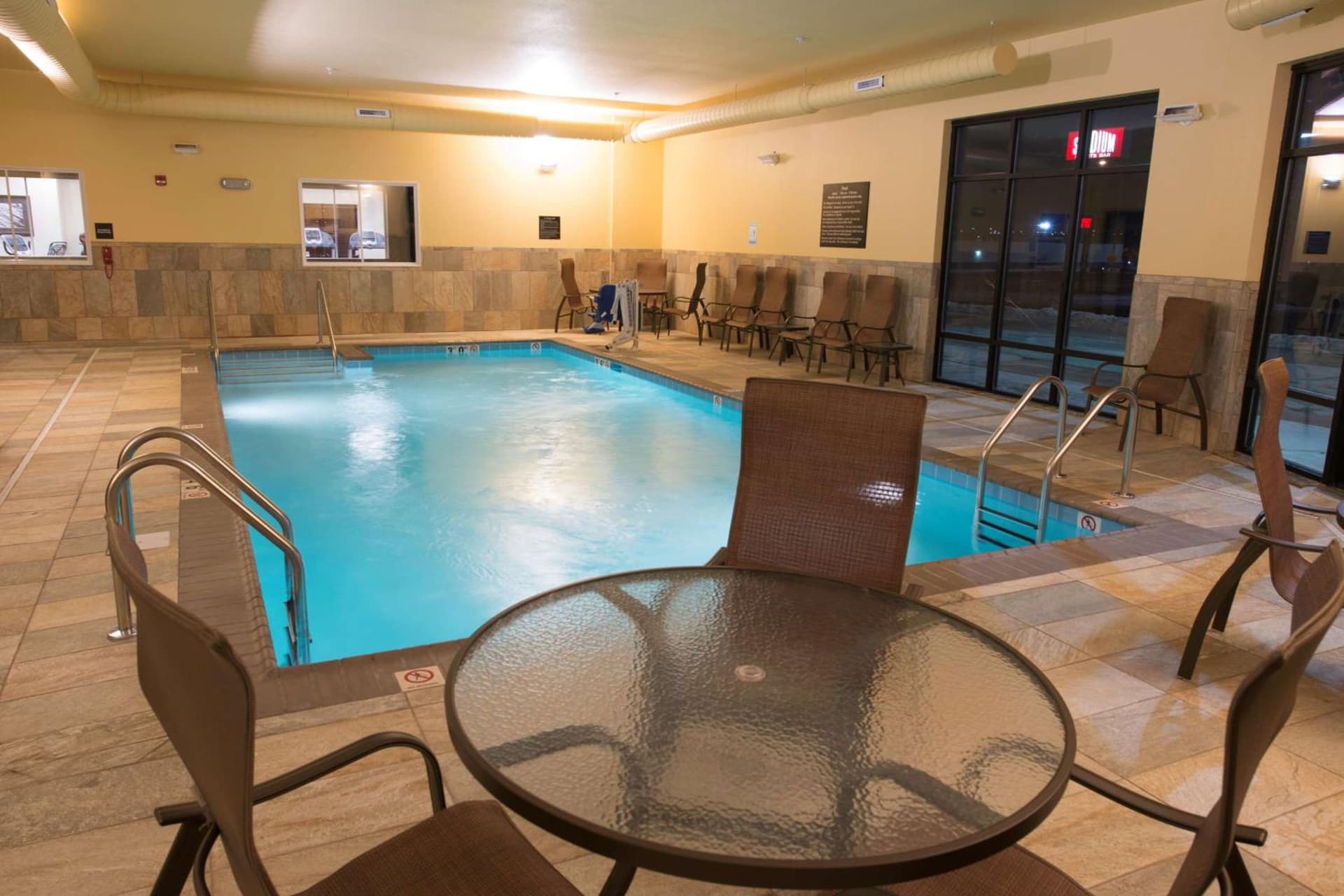 Hampton Inn & Suites Bismarck Northwest gallery photo in Bismarck, ND — image 10