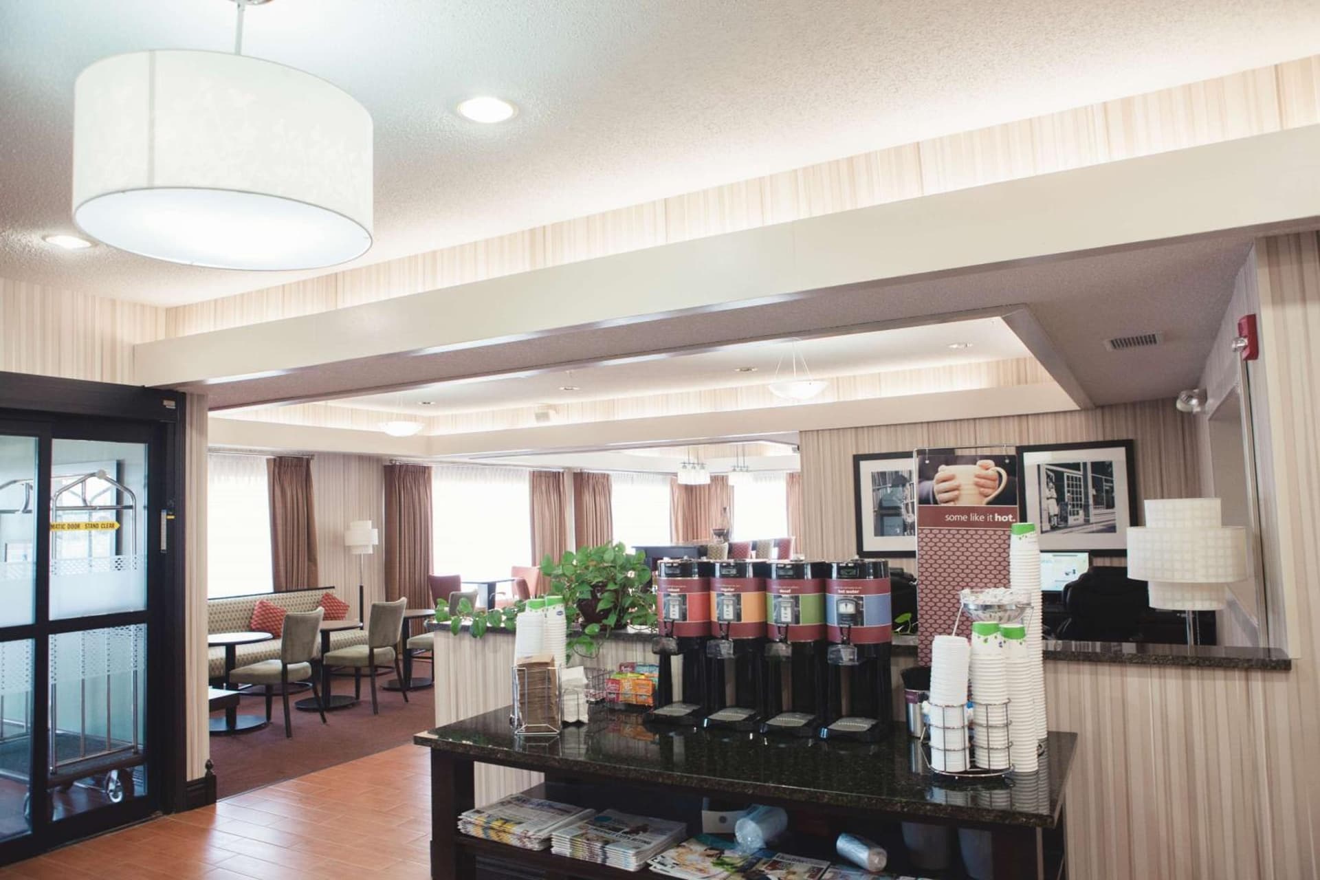 Hampton Inn Bloomington West gallery photo in Bloomington, IL — image 27