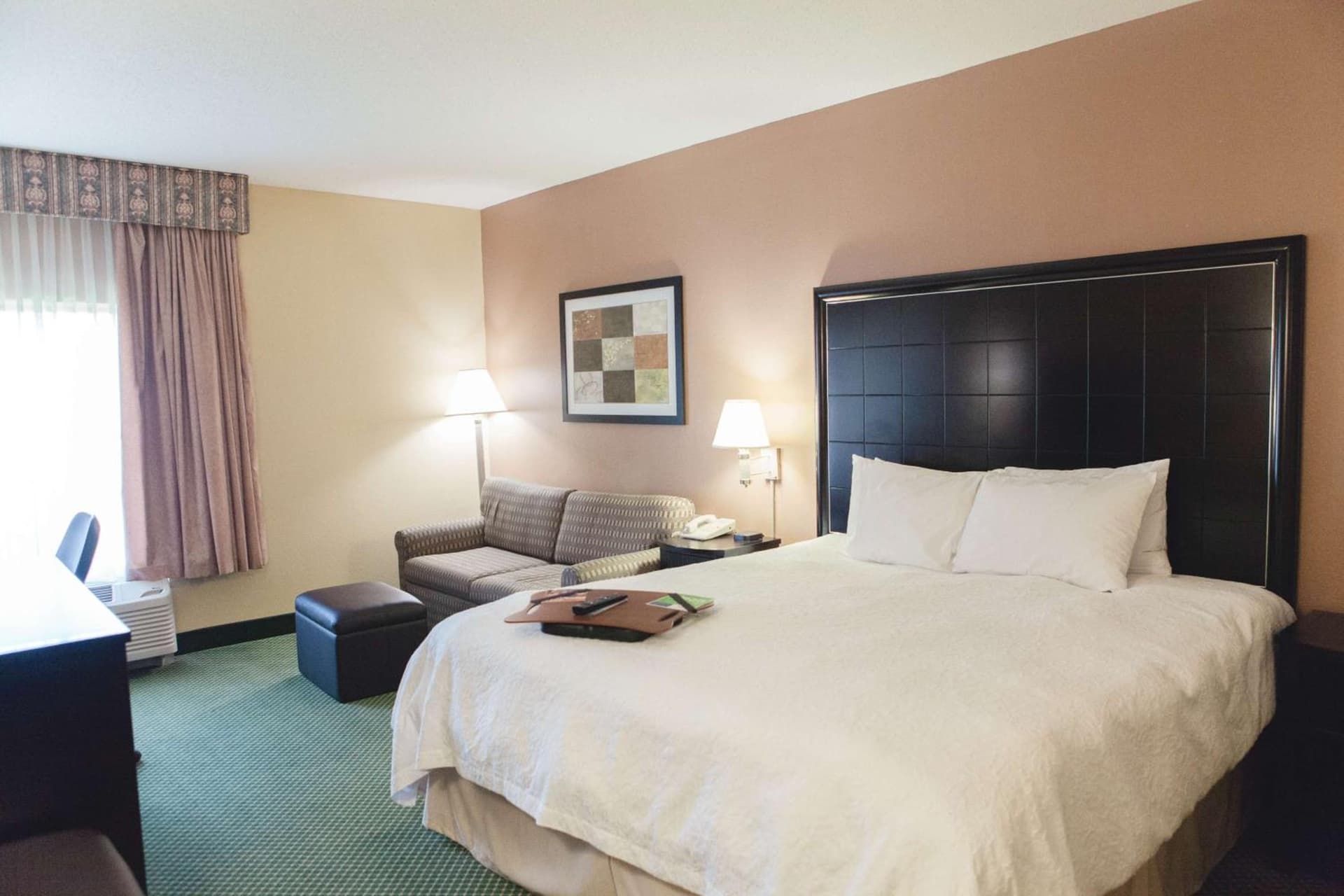 Hampton Inn Bloomington West property views in Bloomington, IL — gallery photo 3