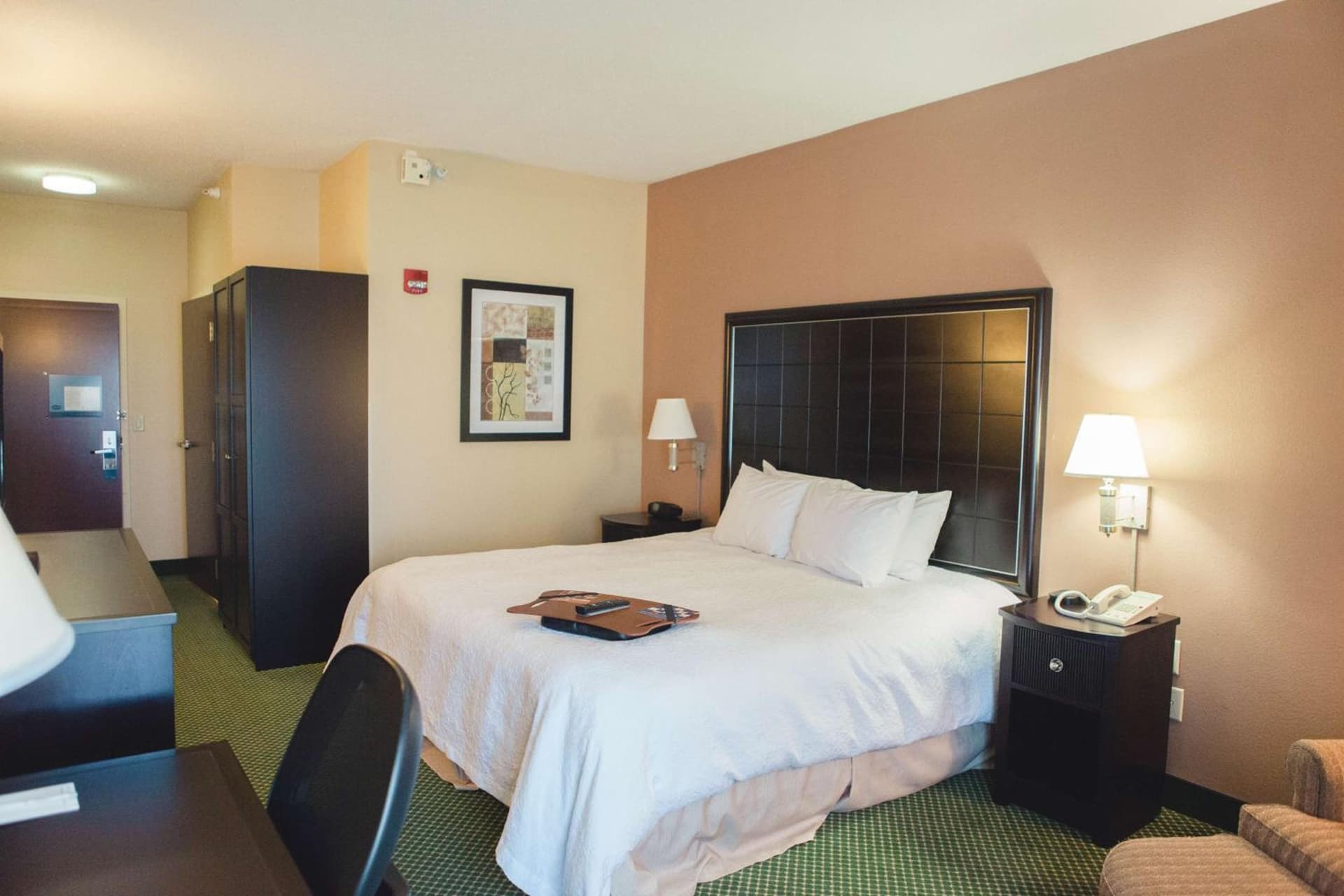 Hampton Inn Bloomington West gallery photo in Bloomington, IL — image 4