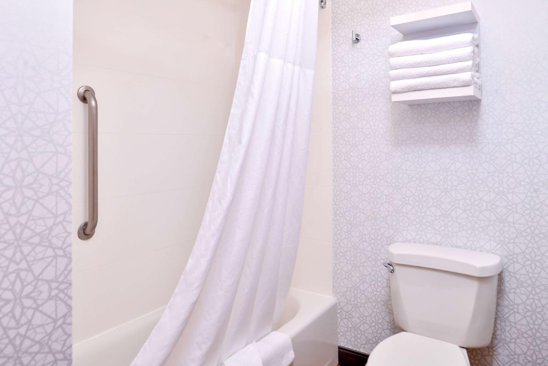 Hampton Inn & Suites Boise/Spectrum gallery photo in Boise, ID — image 41