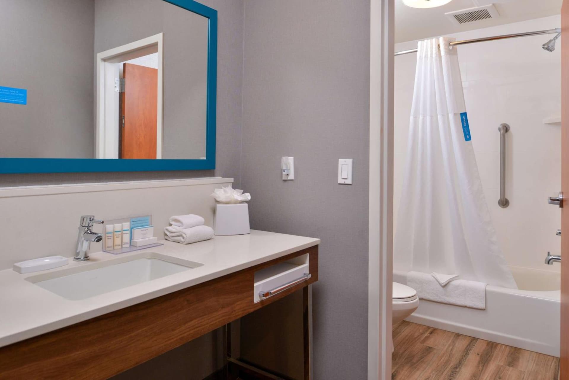 Hampton Inn & Suites Boise/Spectrum gallery photo in Boise, ID — image 100