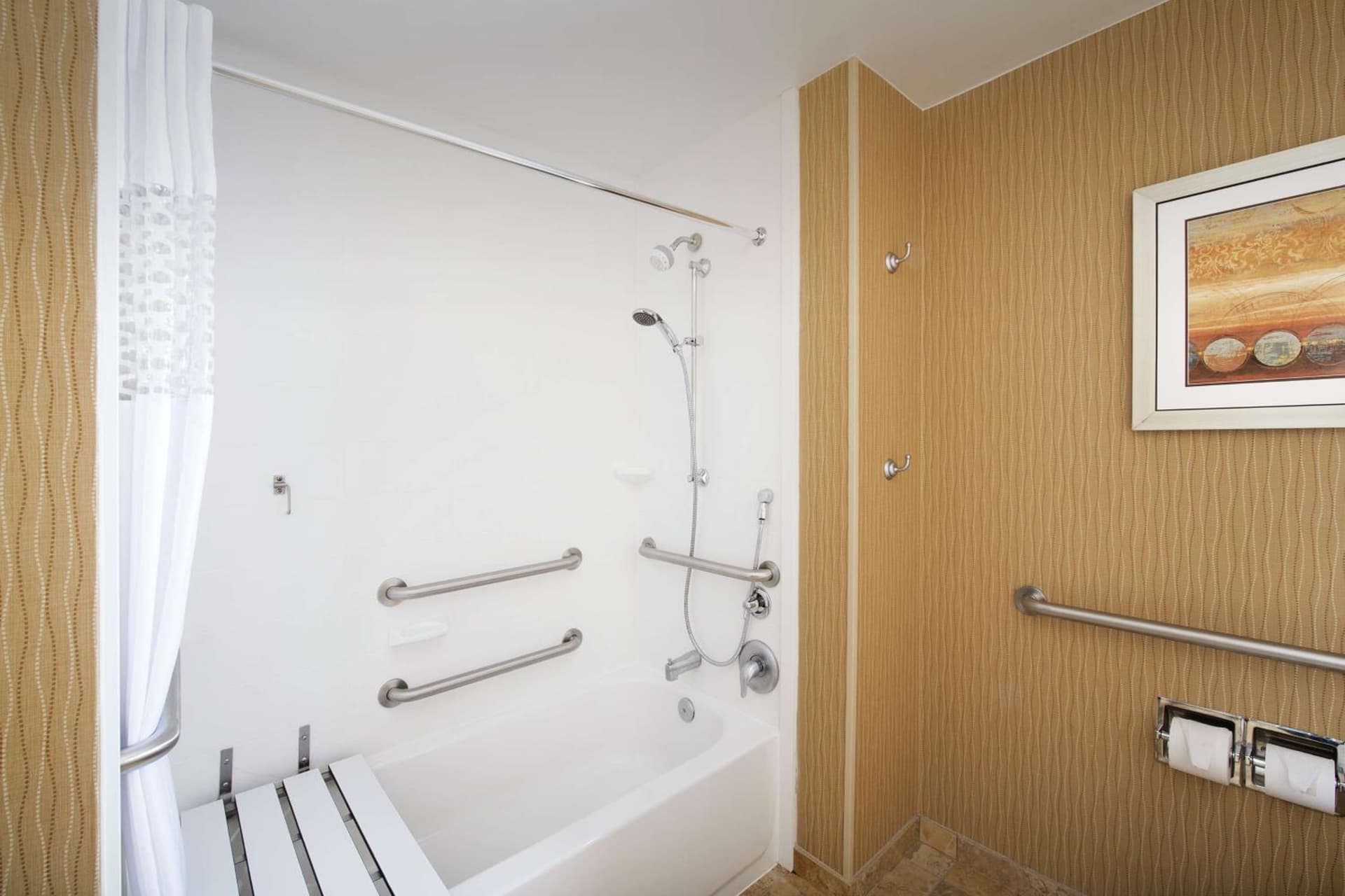 Hampton Inn Haverhill gallery photo in Haverhill, MA — image 37