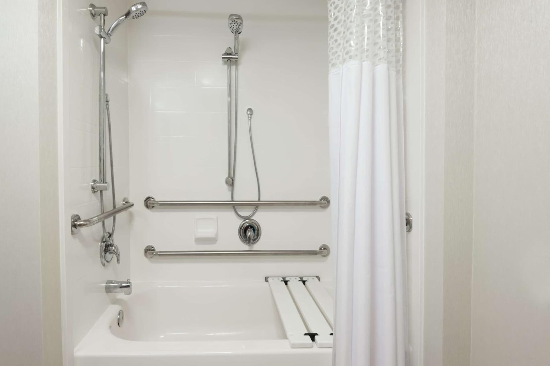 Hampton Inn Boston / Marlborough gallery photo in Marlborough, MA — image 19