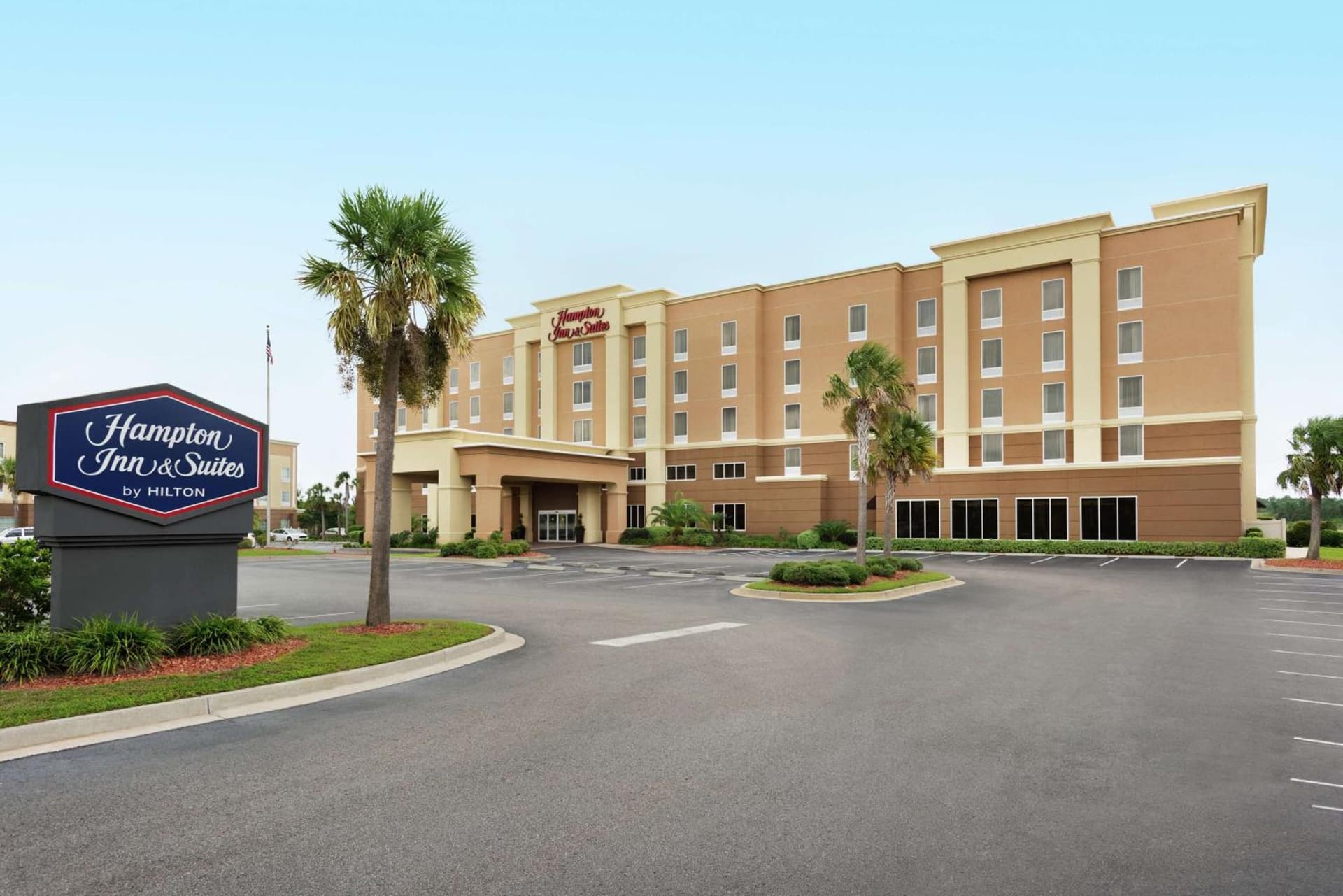 Hampton Inn & Suites Brunswick property views in Brunswick, GA — gallery photo 3