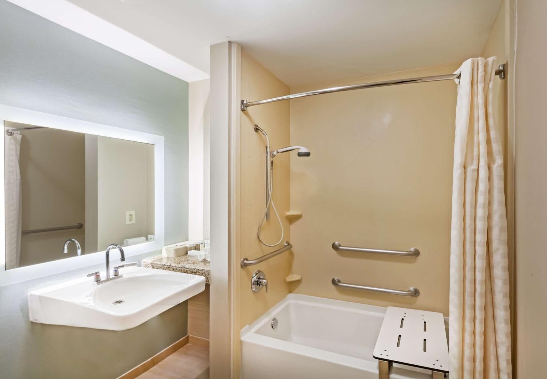Homewood Suites by Hilton Brownsville gallery photo in Brownsville, TX — image 27