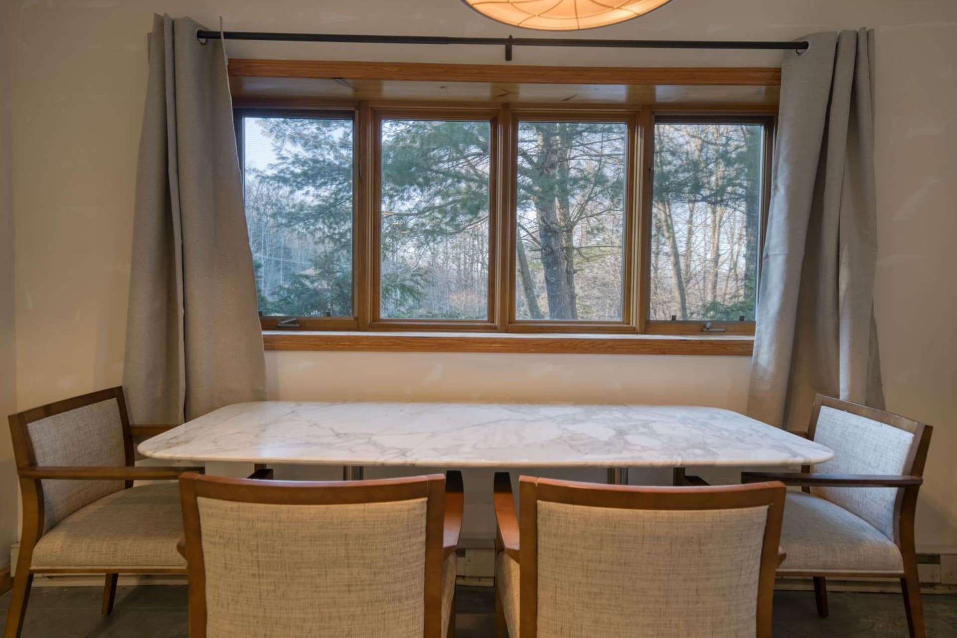 The Haüs Windham - Spacious Suites, Hot Tub, Mountain Views! gallery photo in Windham — image 44