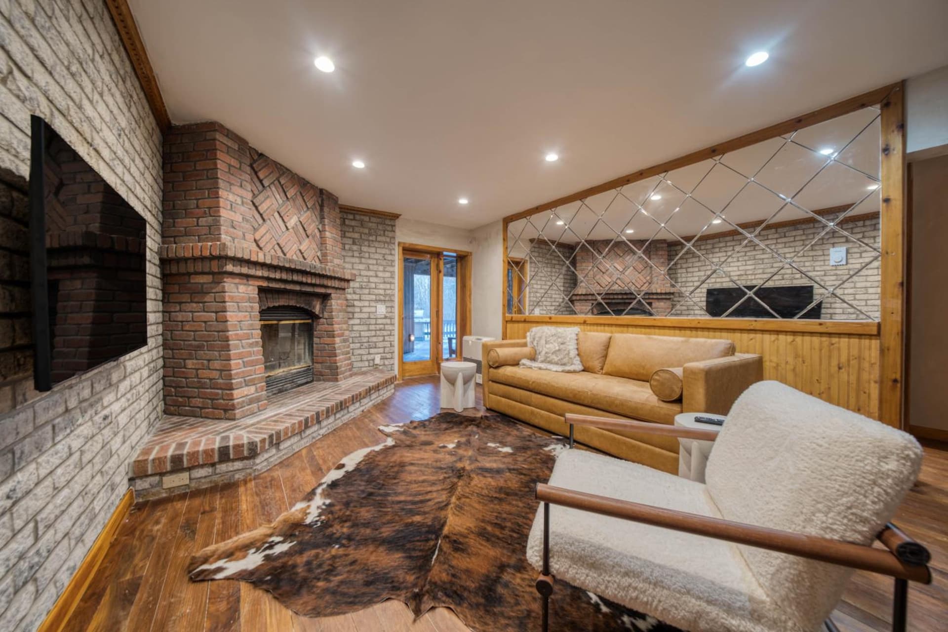 The Haüs Windham - Spacious Suites, Hot Tub, Mountain Views! gallery photo in Windham — image 28