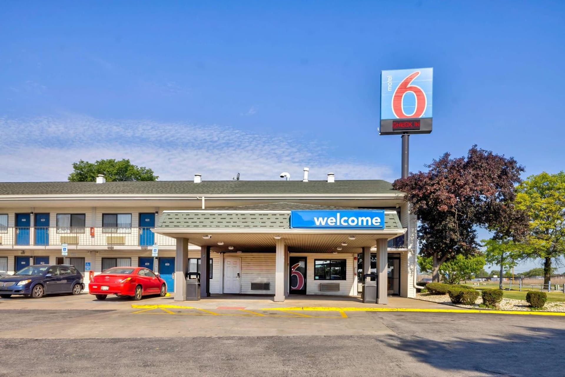 Motel 6-Hammond, IN - Chicago Area featured exterior or lobby in Hammond, IN — similar hotel
