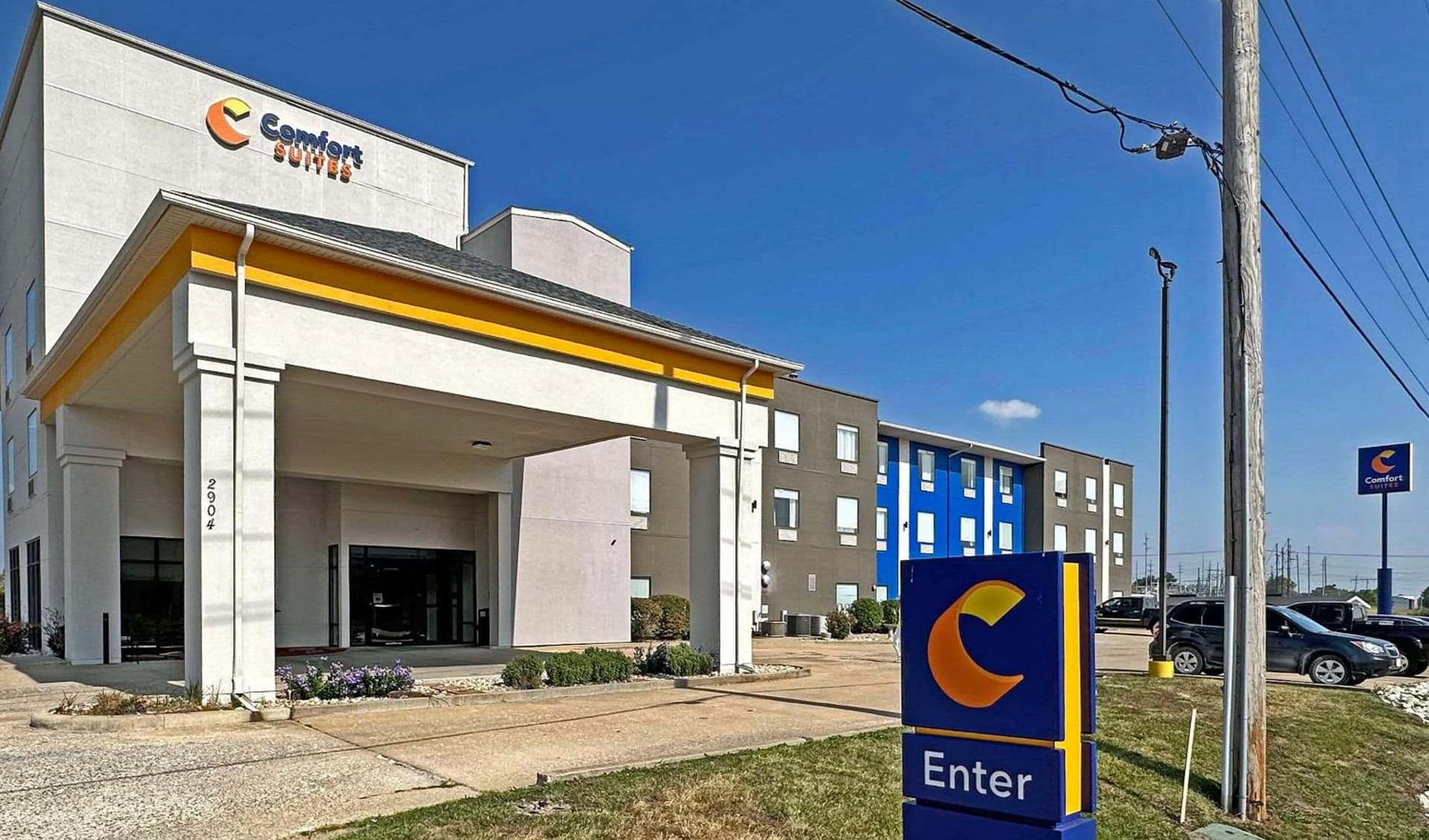 Comfort Suites Jackson-Cape Girardeau featured exterior or lobby in Jackson, MO — similar hotel
