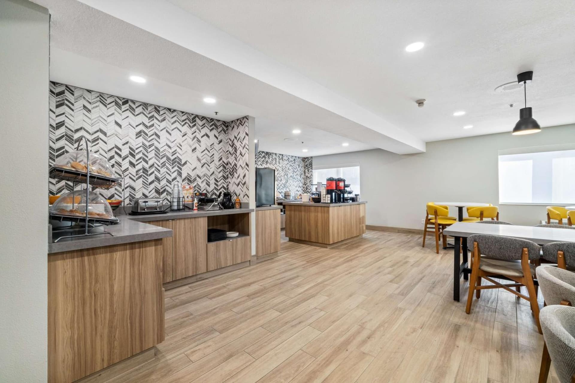 Best Western Lake Oswego Hotel & Suites gallery photo in Lake Oswego, OR — image 138
