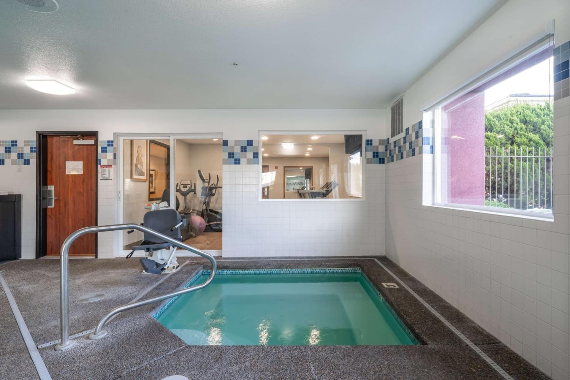 Best Western Lake Oswego Hotel & Suites gallery photo in Lake Oswego, OR — image 5