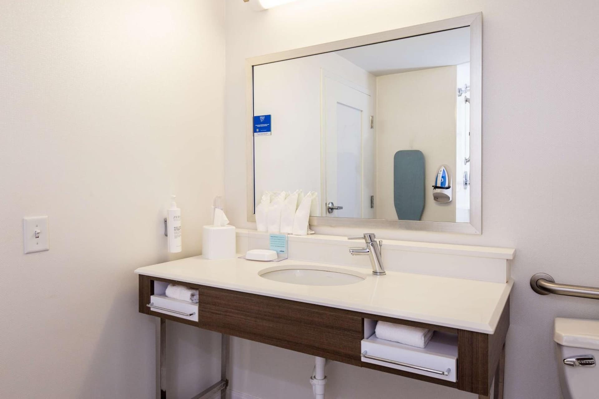 Hampton Inn Columbia I-26/Harbison Blvd gallery photo in Columbia, SC — image 14