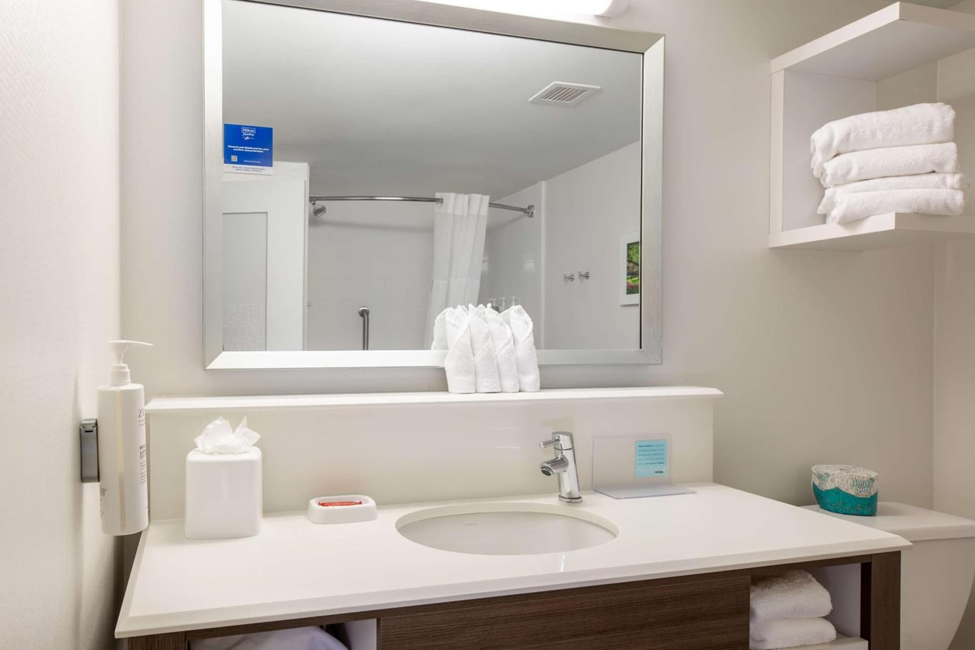 Hampton Inn Columbia I-26/Harbison Blvd gallery photo in Columbia, SC — image 55