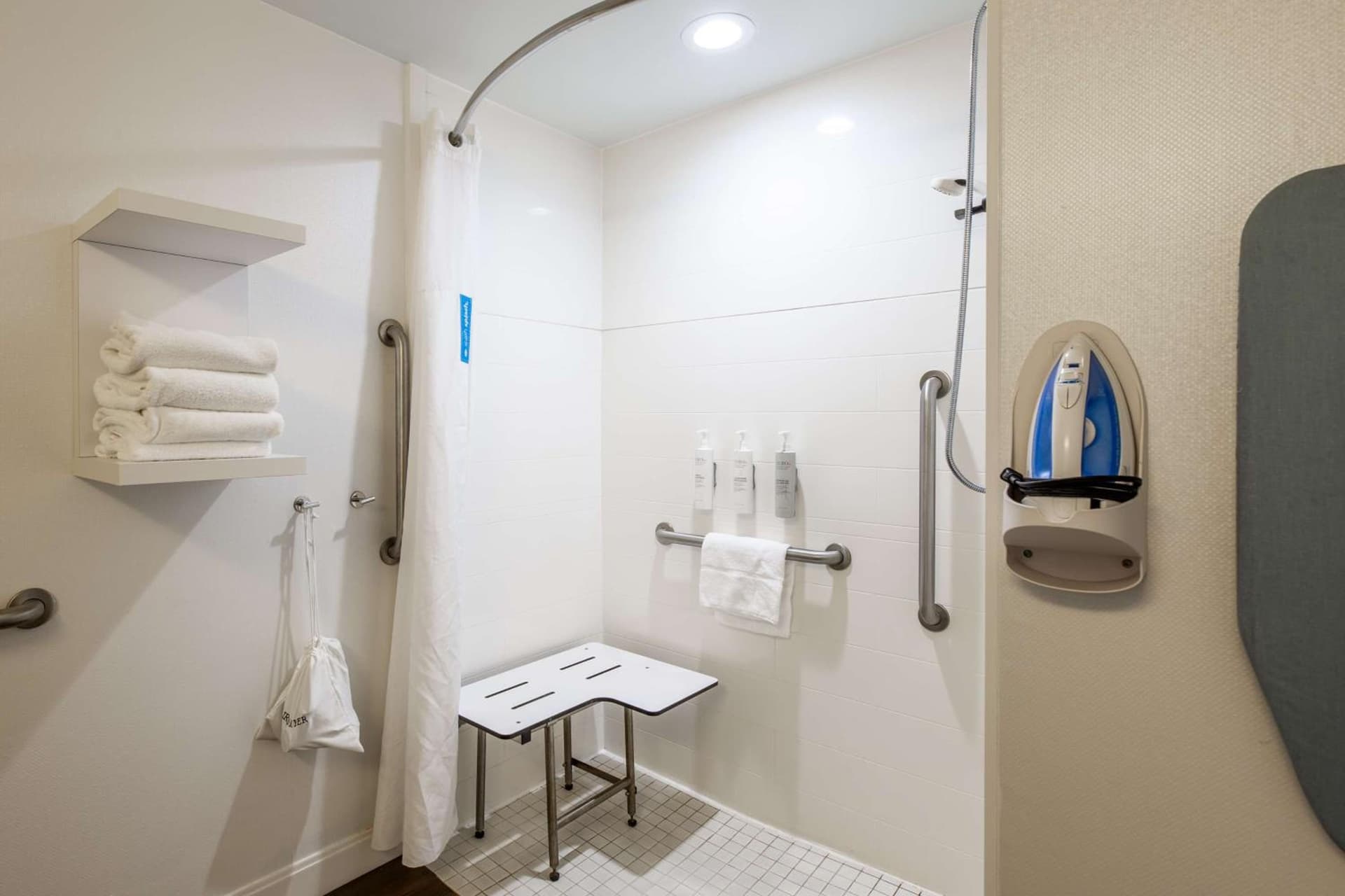 Hampton Inn Columbia I-26/Harbison Blvd gallery photo in Columbia, SC — image 61
