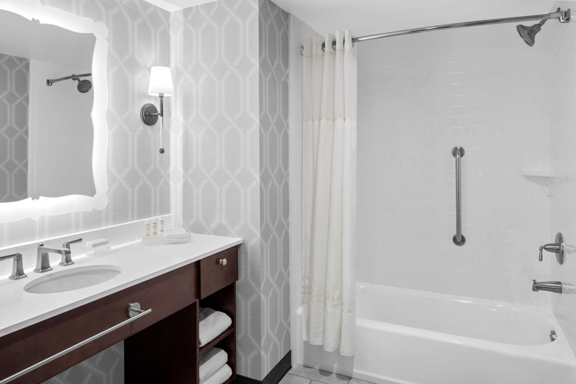 Homewood Suites by Hilton Orland Park gallery photo in Orland Park, IL — image 24