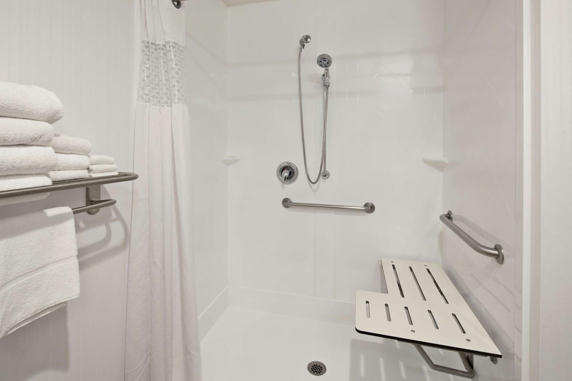 Hampton Inn & Suites Chino Hills gallery photo in Chino Hills, CA — image 18
