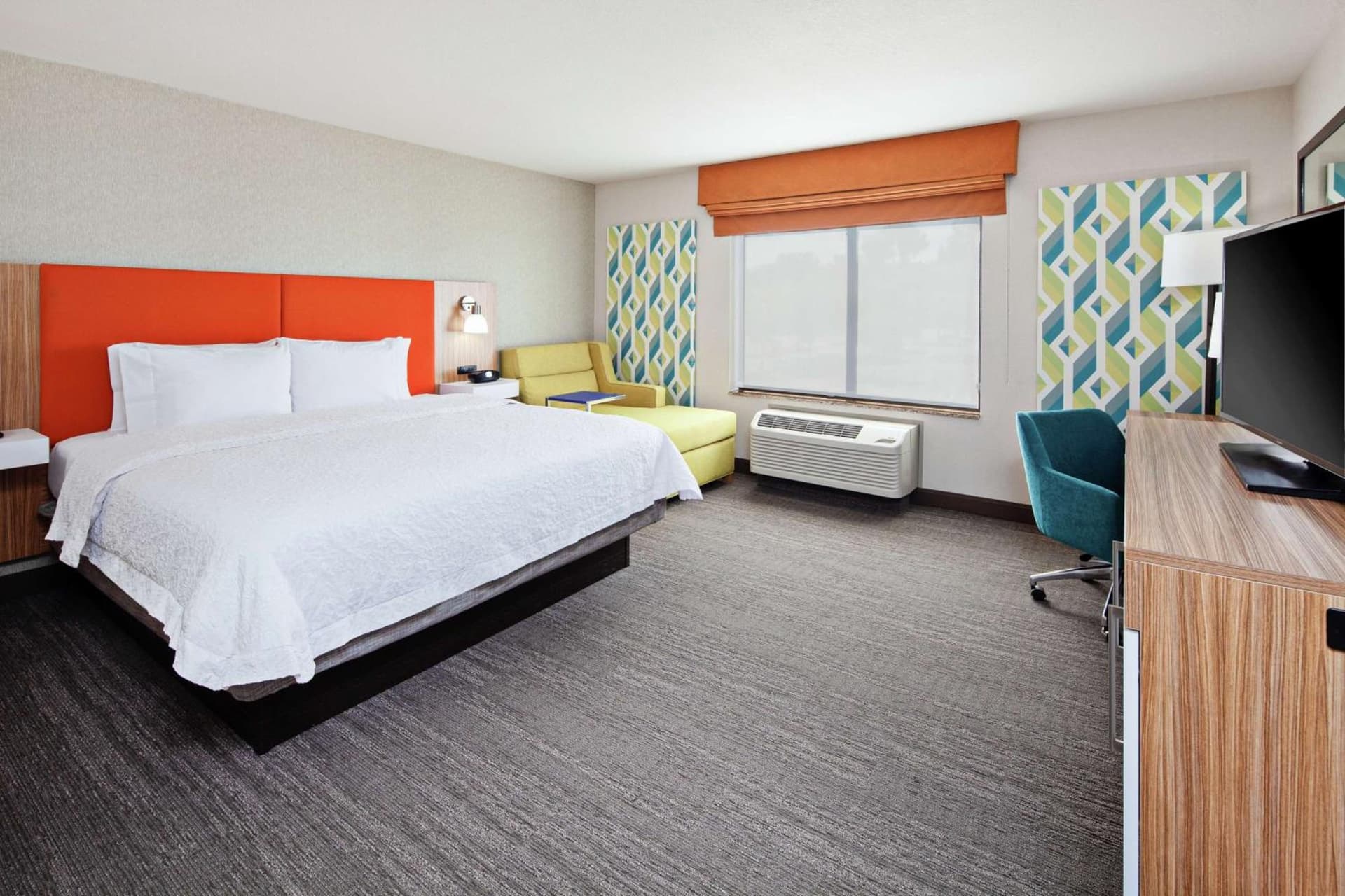 Hampton Inn & Suites Chino Hills gallery photo in Chino Hills, CA — image 17